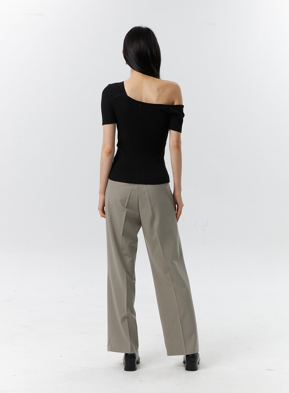 Off-Shoulder Ribbed Top IL326