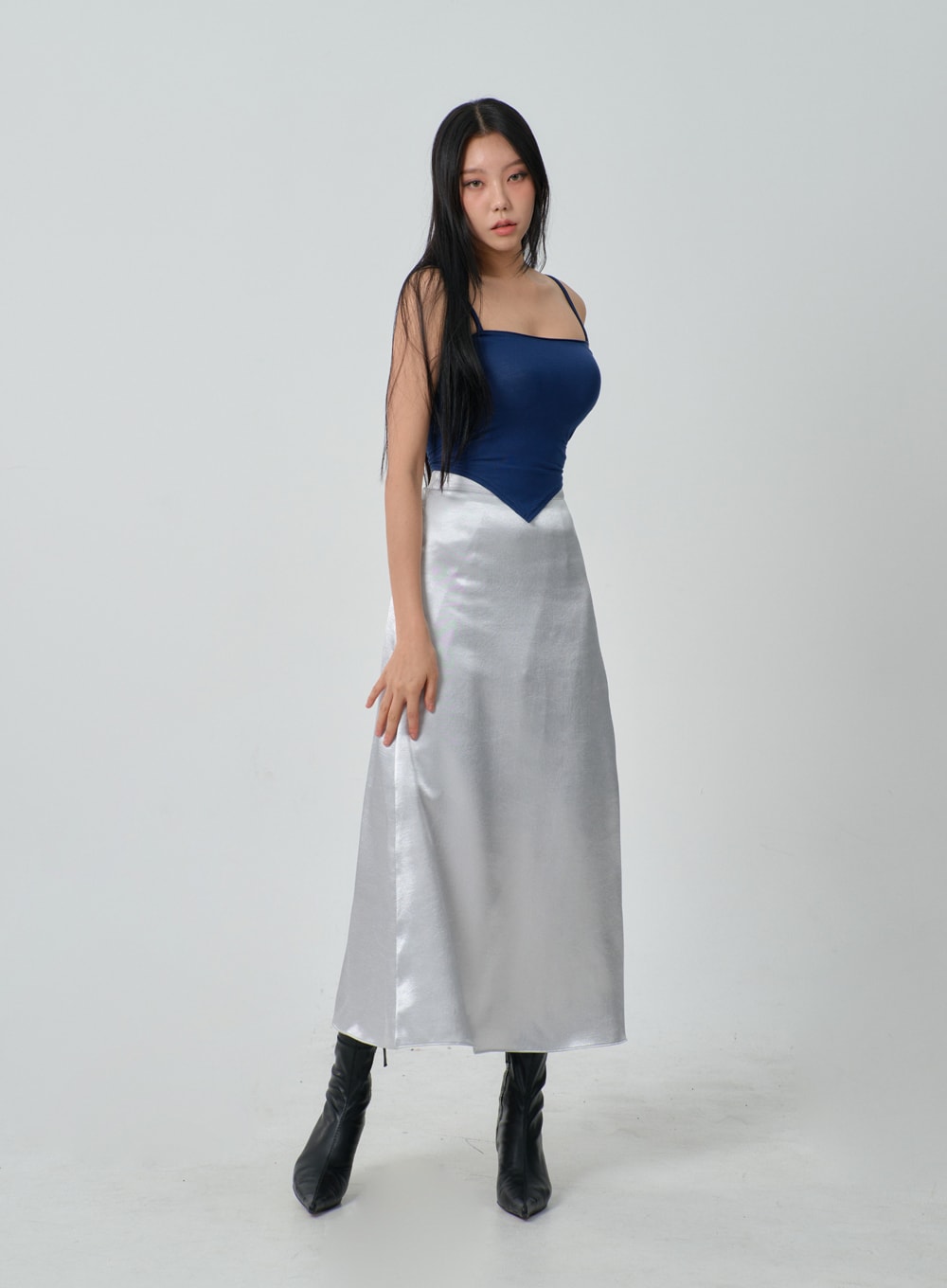 Thin Strap Cropped Top IJ320