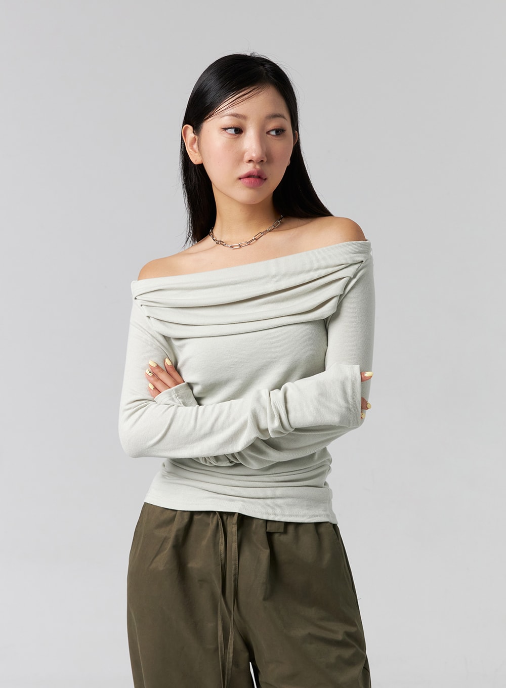 Off-Shoulder Long Sleeve Tee CG329