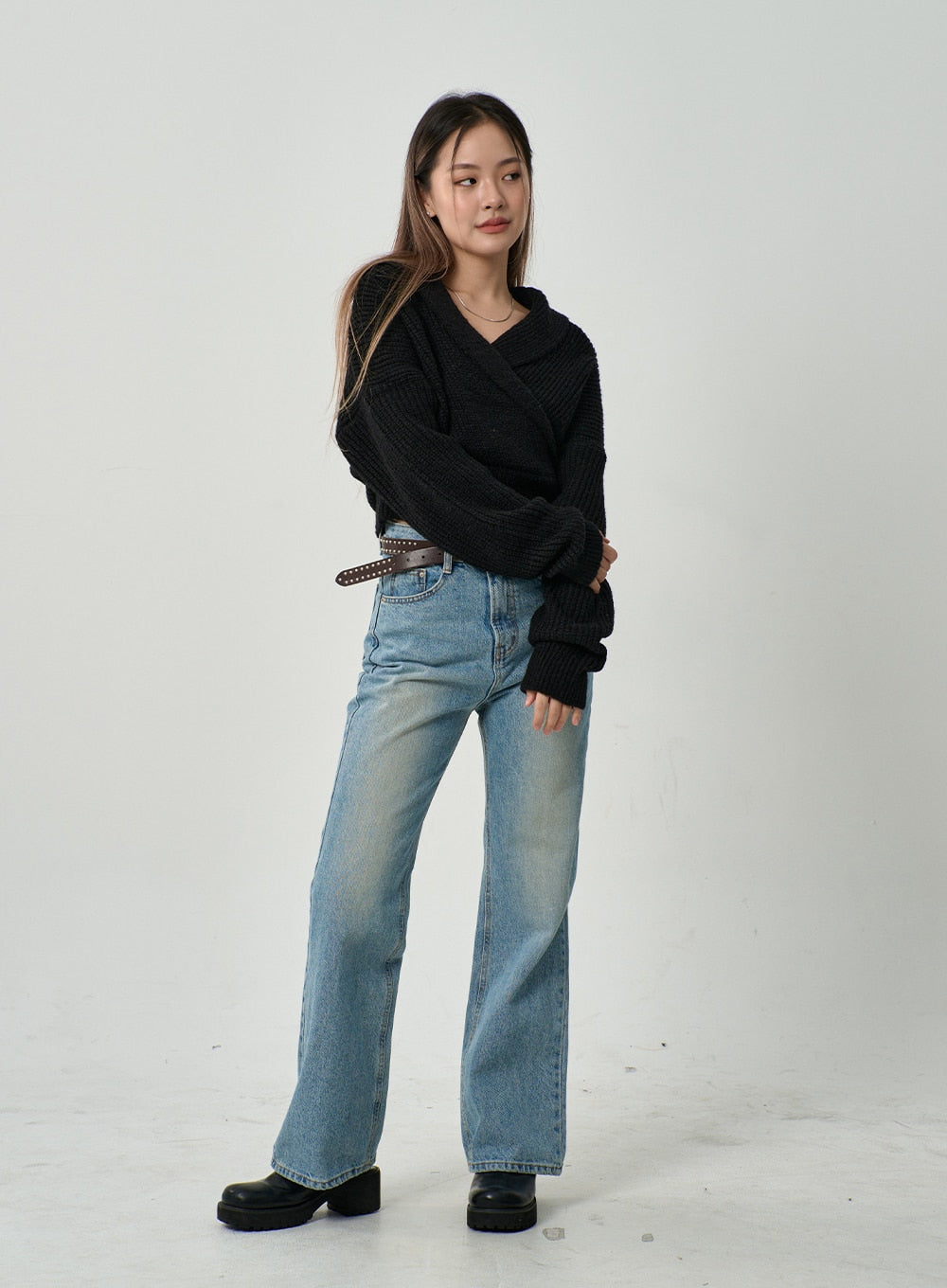 Off-Shoulder V-Neck Crossed Sweater CD19