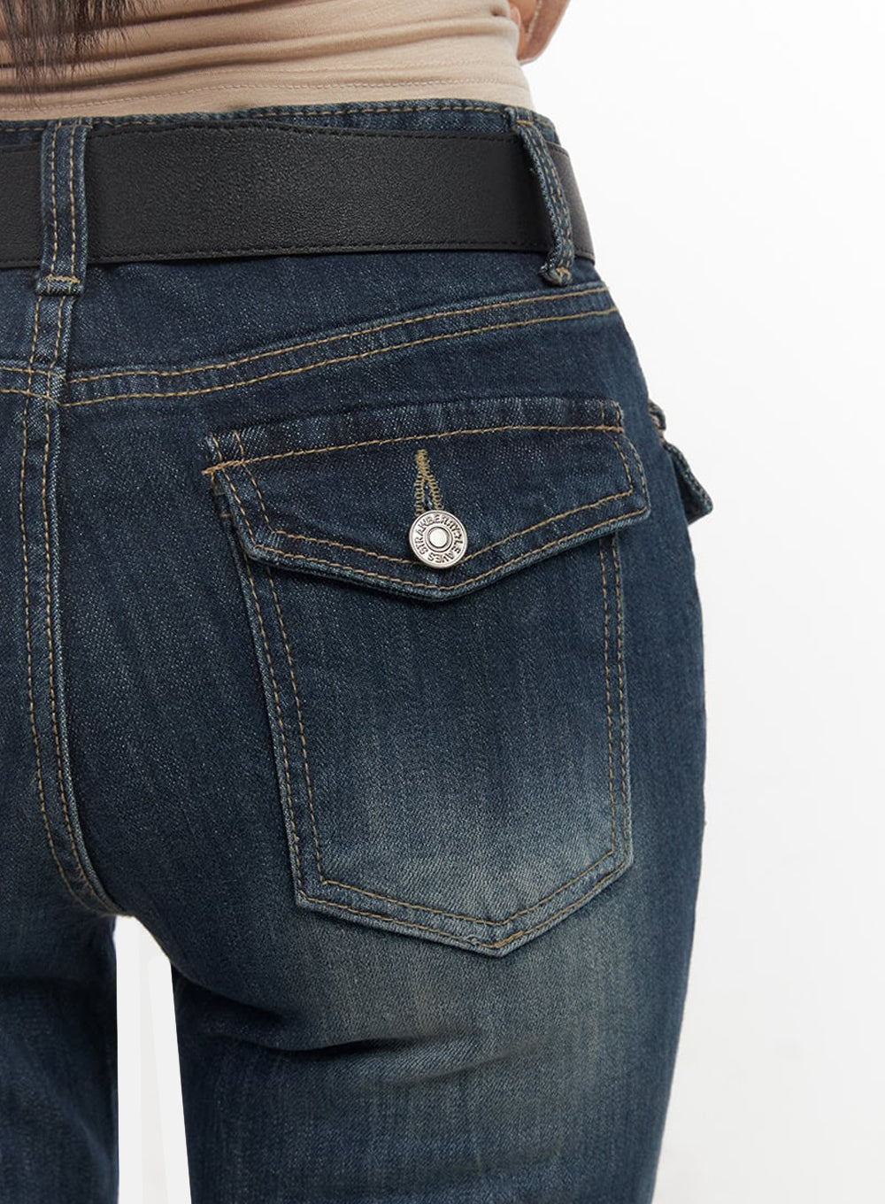 Hayley Slim-Fit Flared Jeans IF510