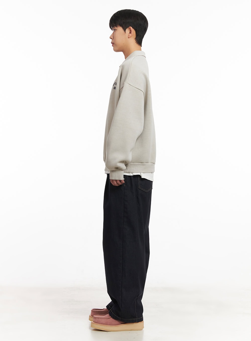 Men's Embroidered Half-Zip Sweatshirt IM517