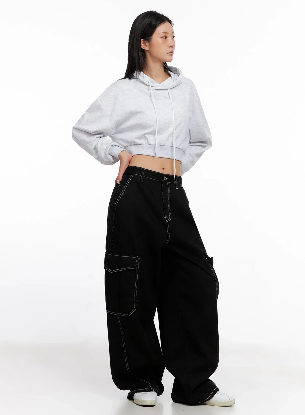 Cropped Essential Hoodie IS515