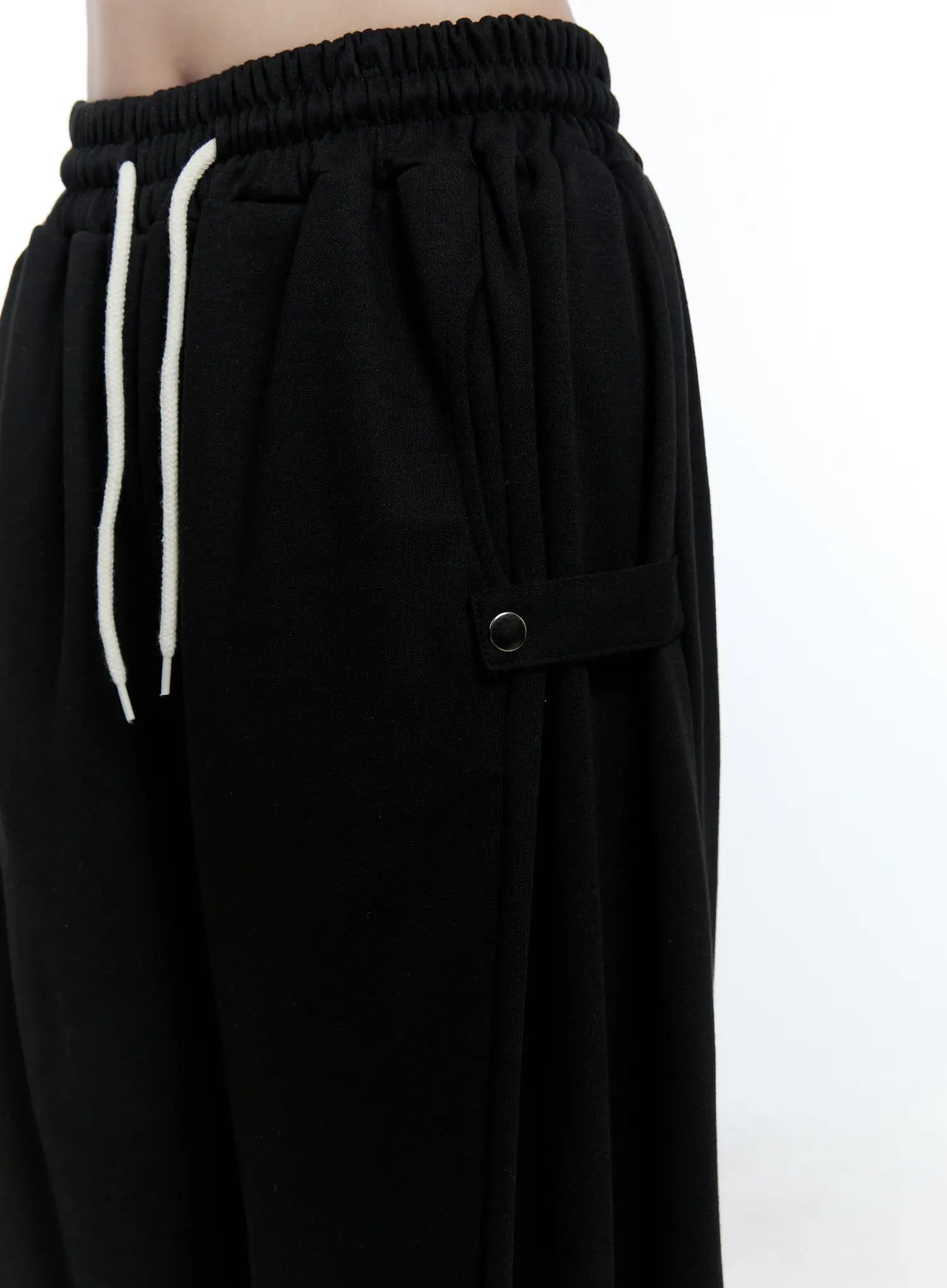 Relaxed-Fit Wide-Leg Sweatpants CG514