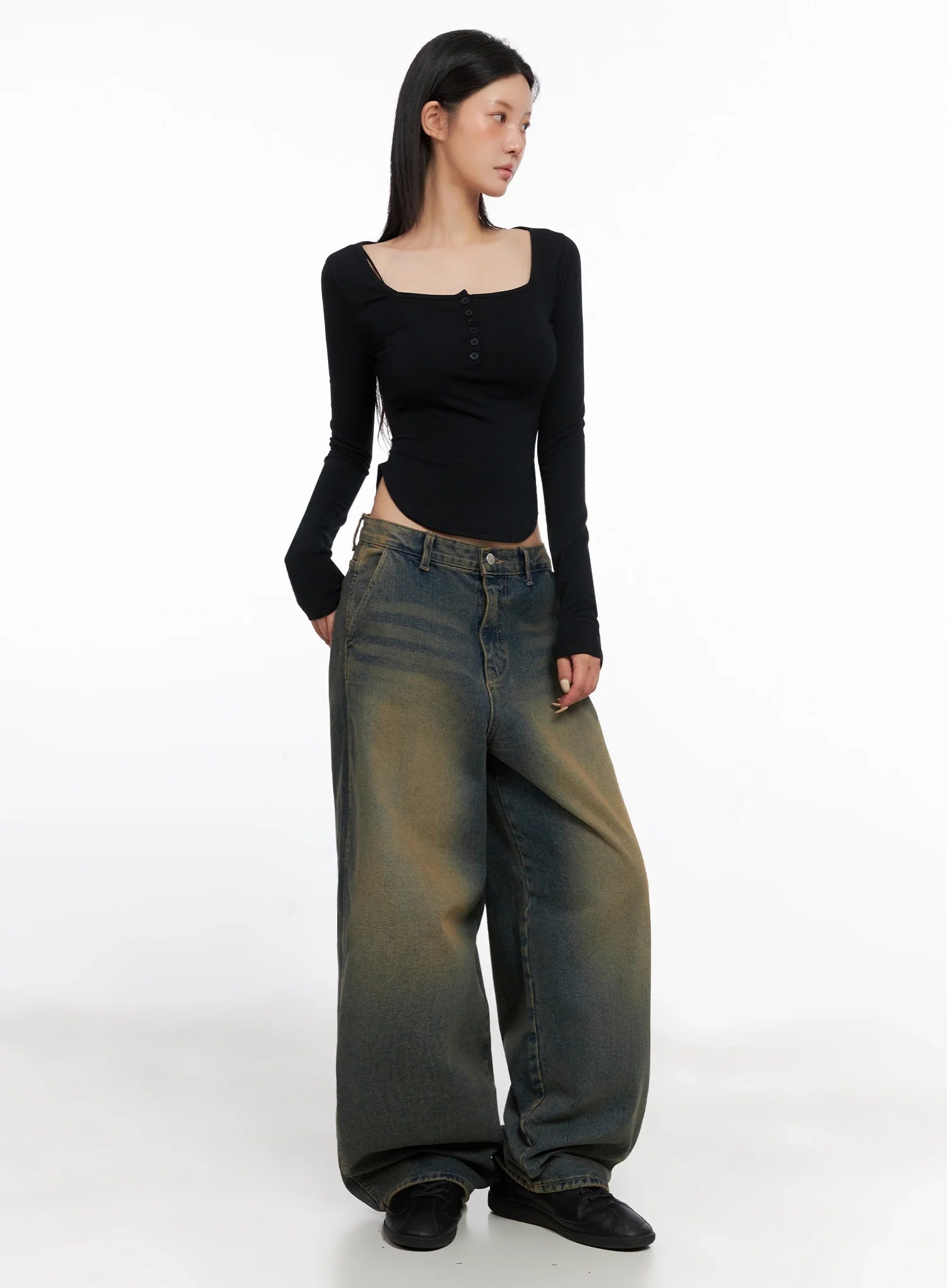 Long Sleeve Square Neck Top IS508