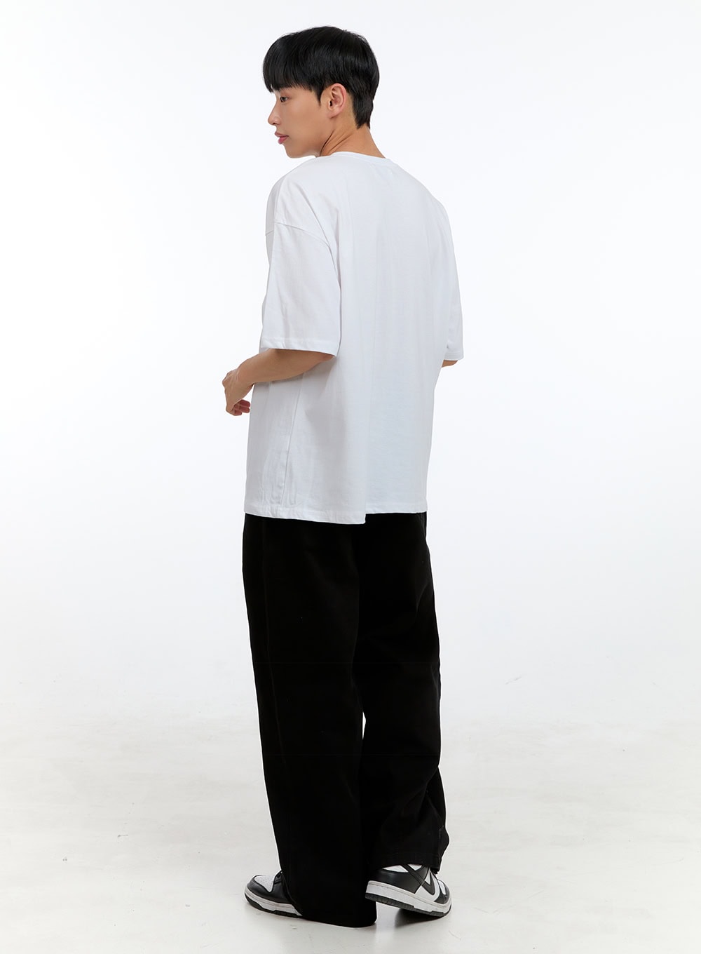 Men's Round Neck Graphic Cotton Tee IG422