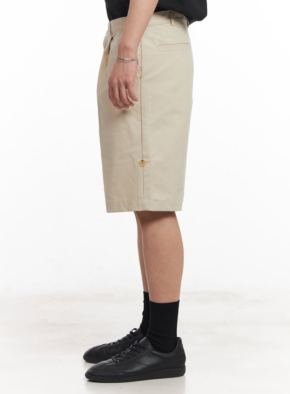 Men's Roll-Up Cotton Shorts (Light beige) IA529