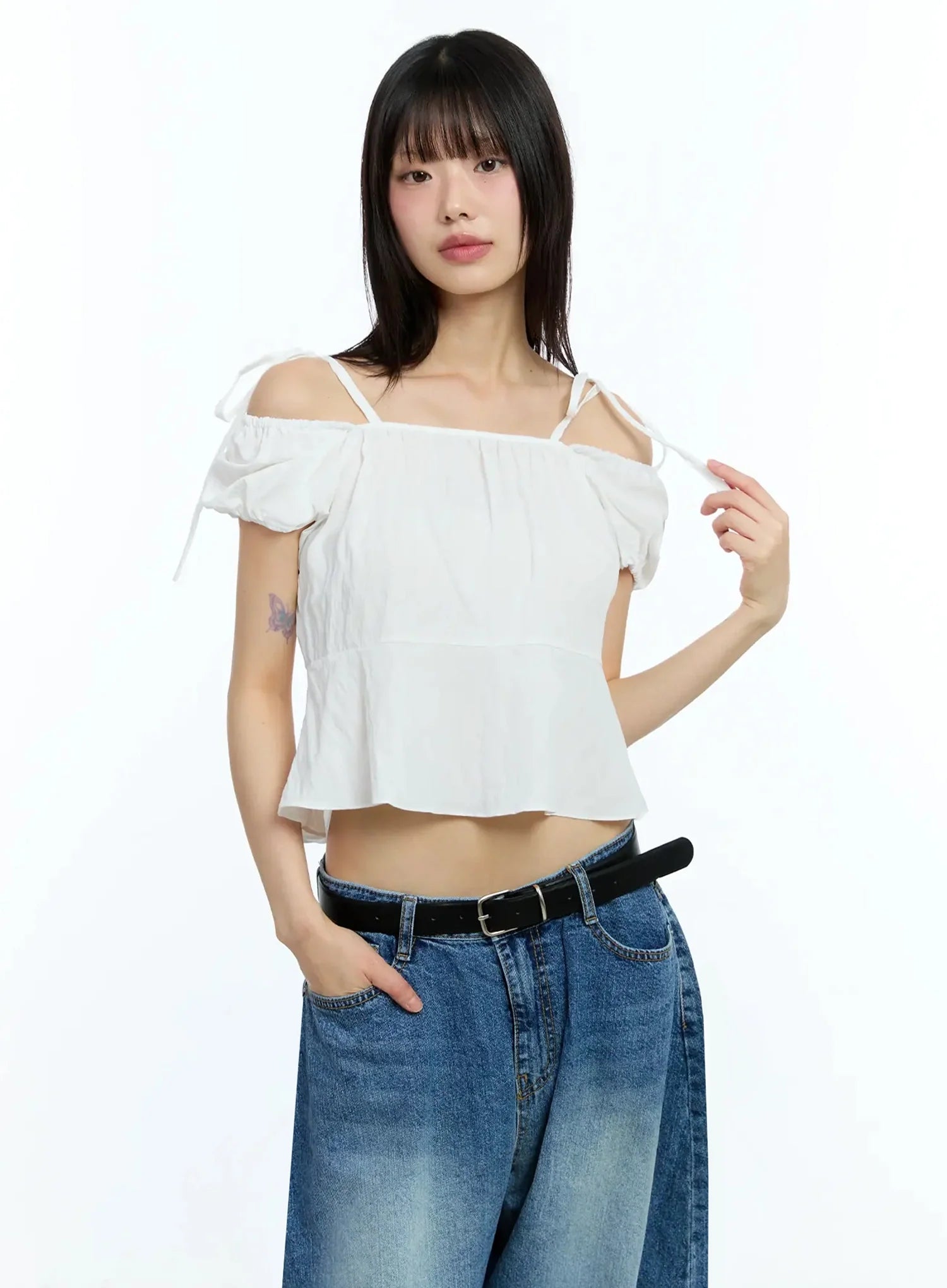 Strappy Off-Shoulder Cropped Blouse IU523