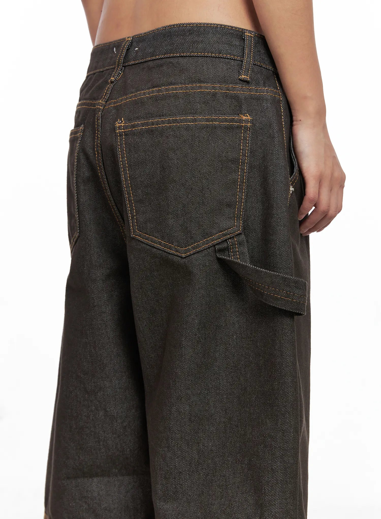 Oaklyn Non-Fade Wide-Leg Jeans CO513