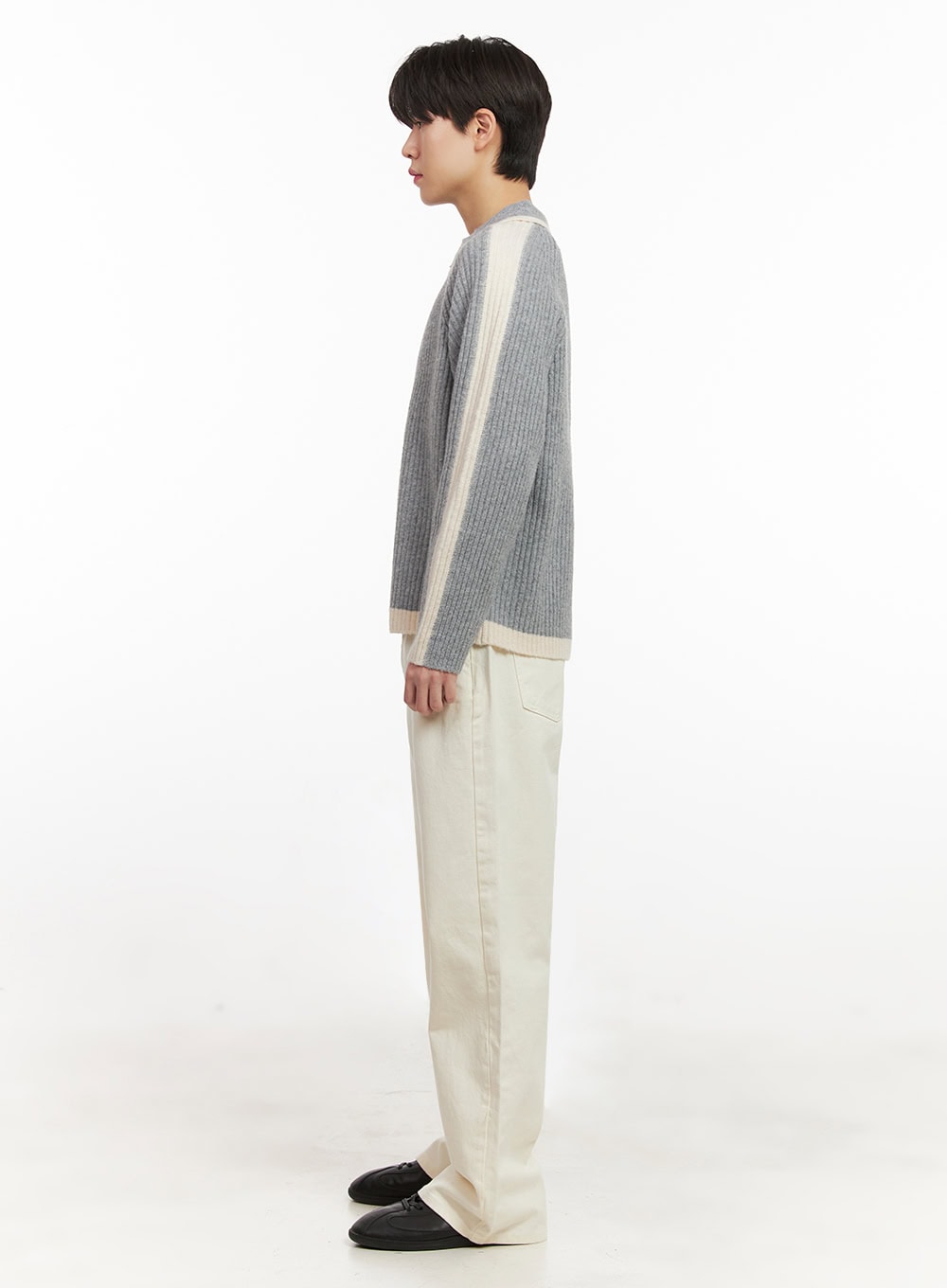 Men's Cotton Wide-Fit Trousers (Light beige) IJ517