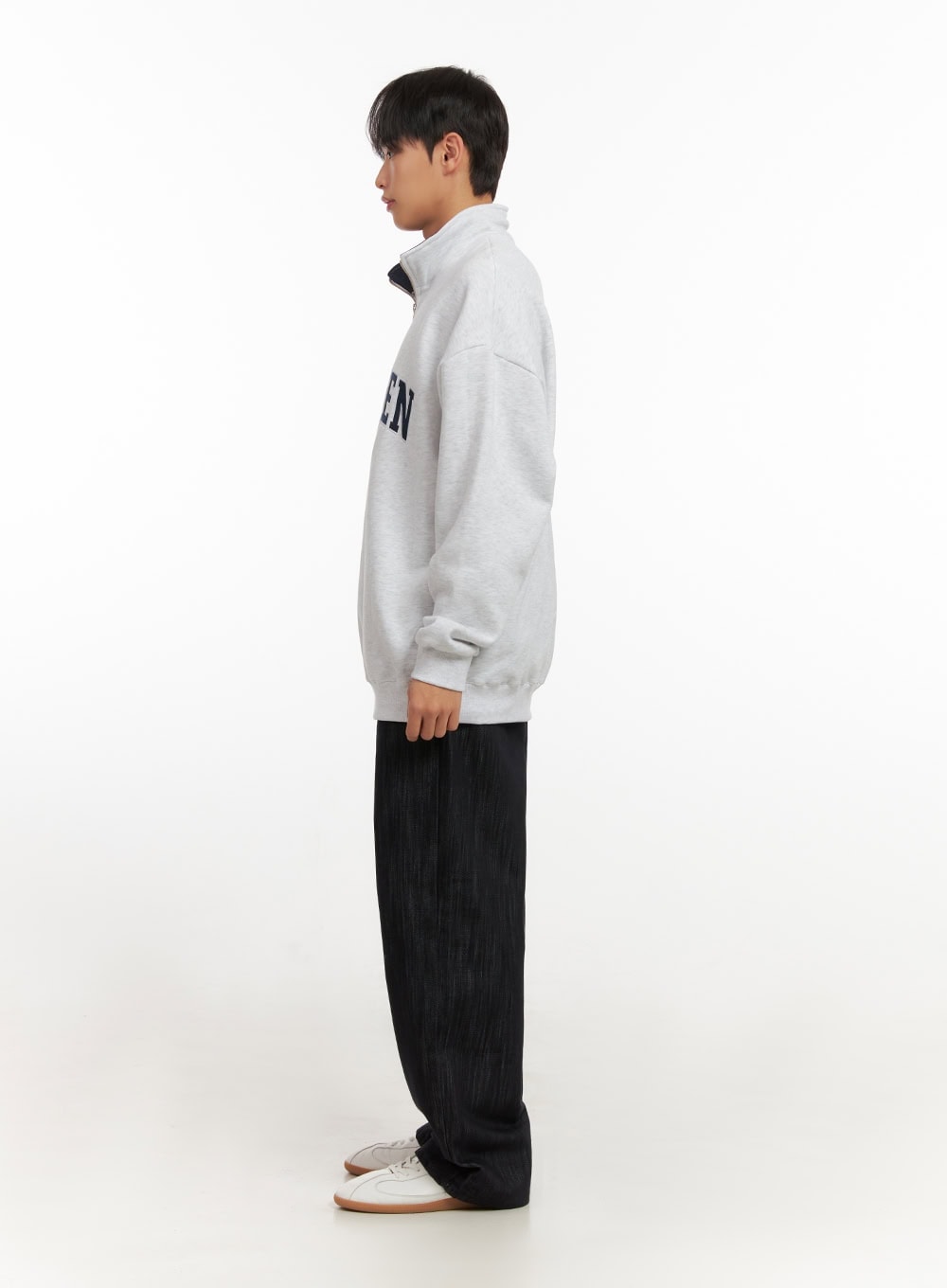 Men's Embroidered Half Zip-Up Sweatshirt ID406