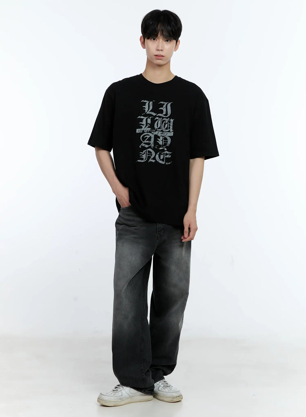 Men's Bold Graphic T-Shirt IL529