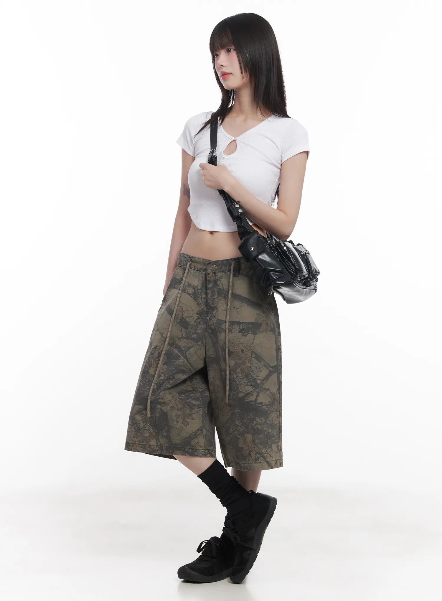 Cut-Out Crop Tee CU520