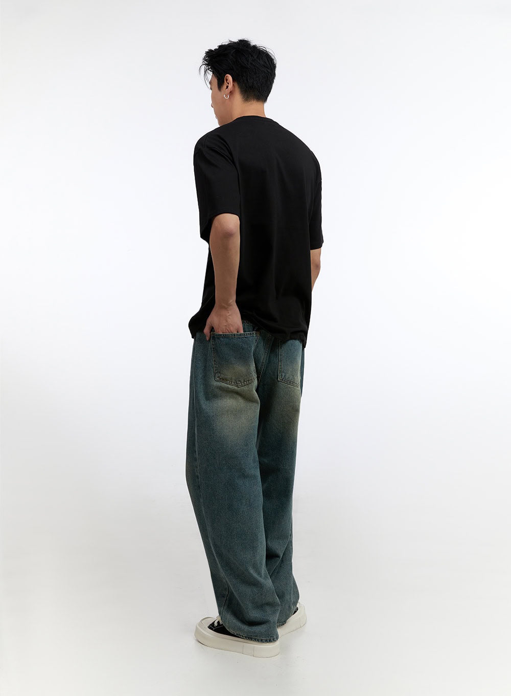 Men's Classic Loose Fit T-Shirt IO428