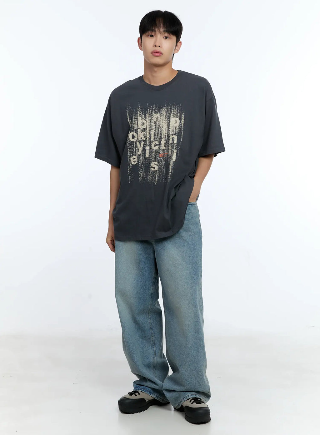 Men's Brooklyn Graphic Oversized Tee IG519