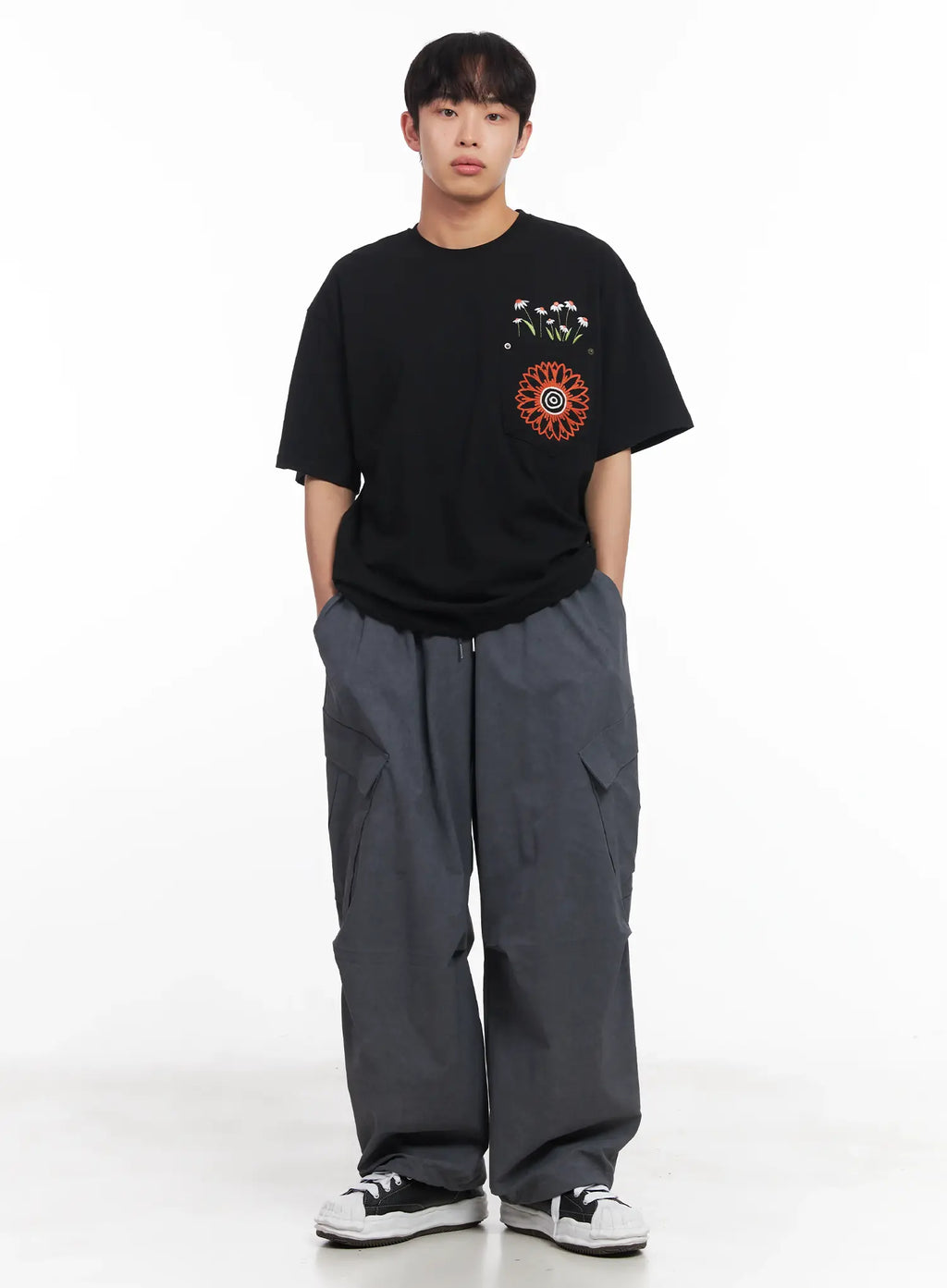 Men's Embroidered Graphic T-Shirt IU519