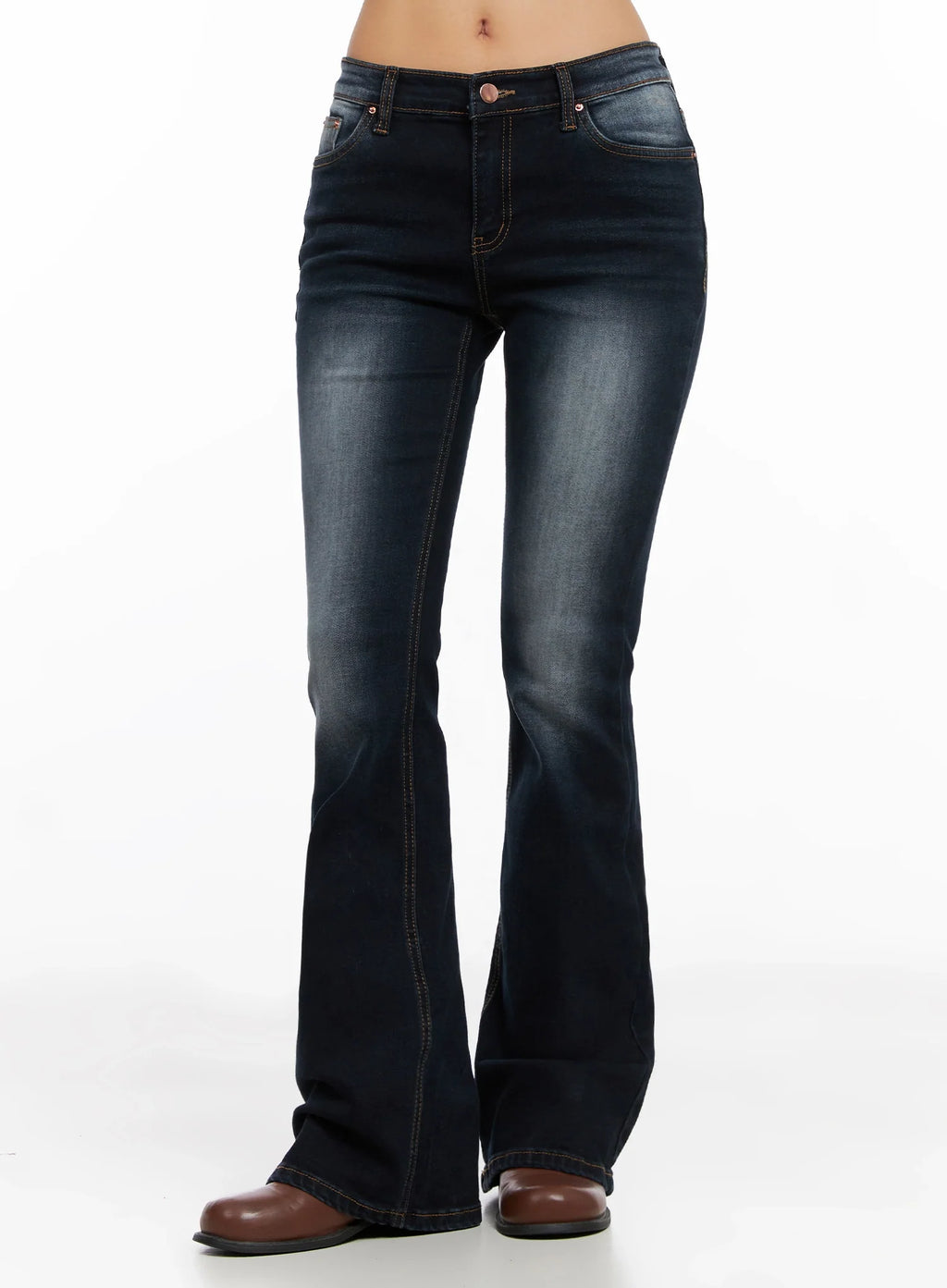 Aliyah Mid-Rise Flared Jeans IG528