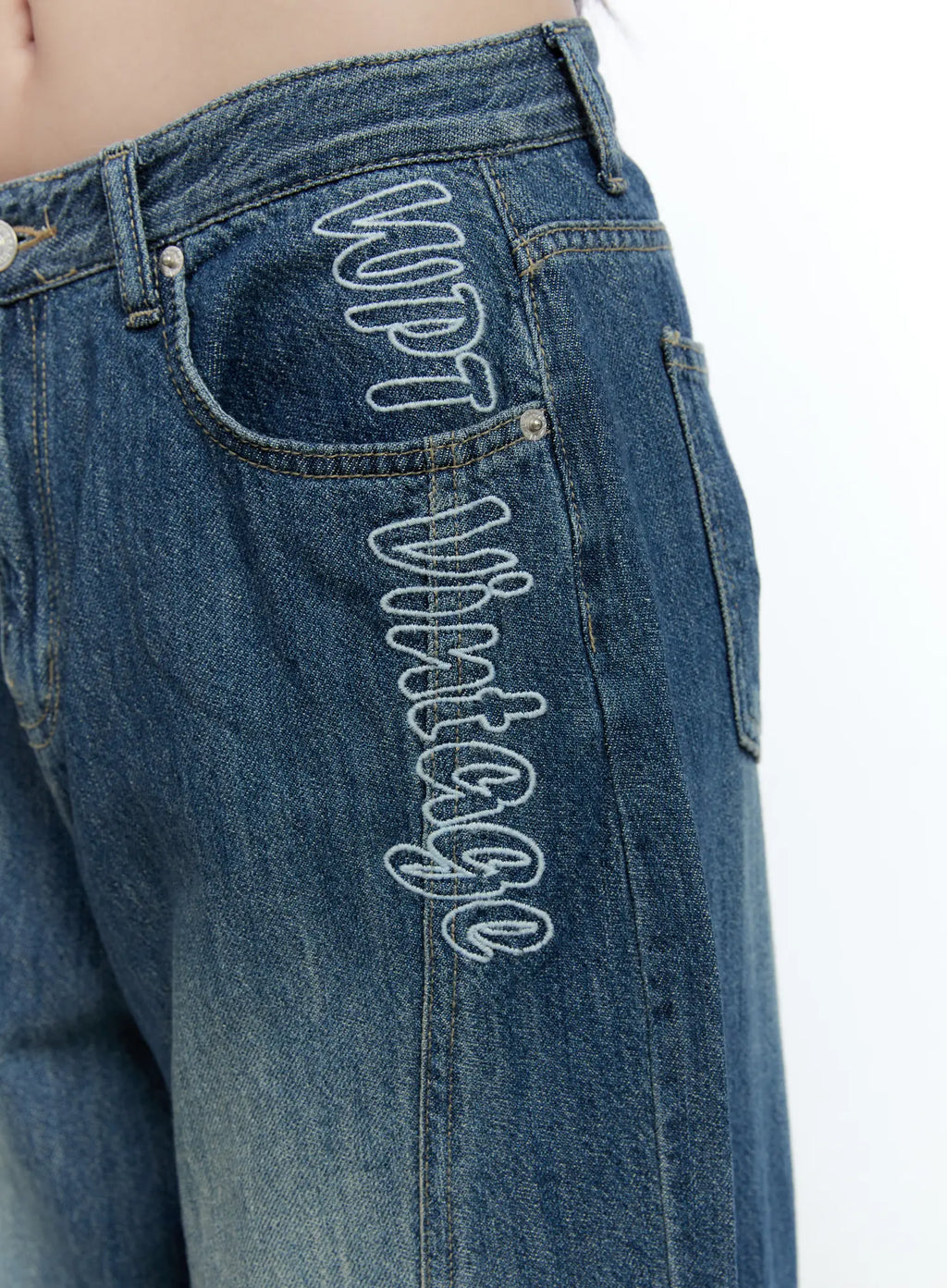 Haru Embroidered Wide-Leg Jeans CU527