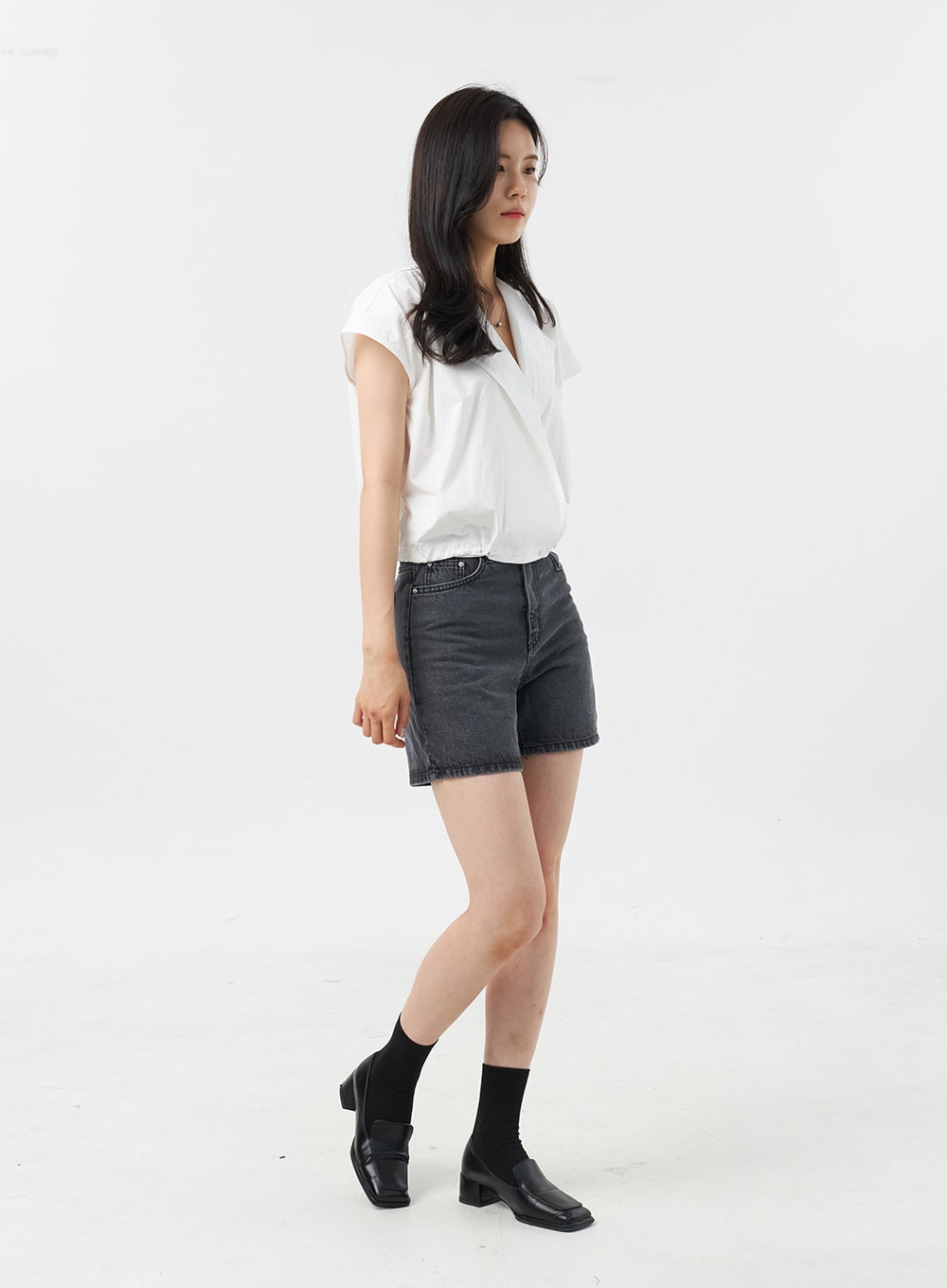 Wide Denim Shorts OU309