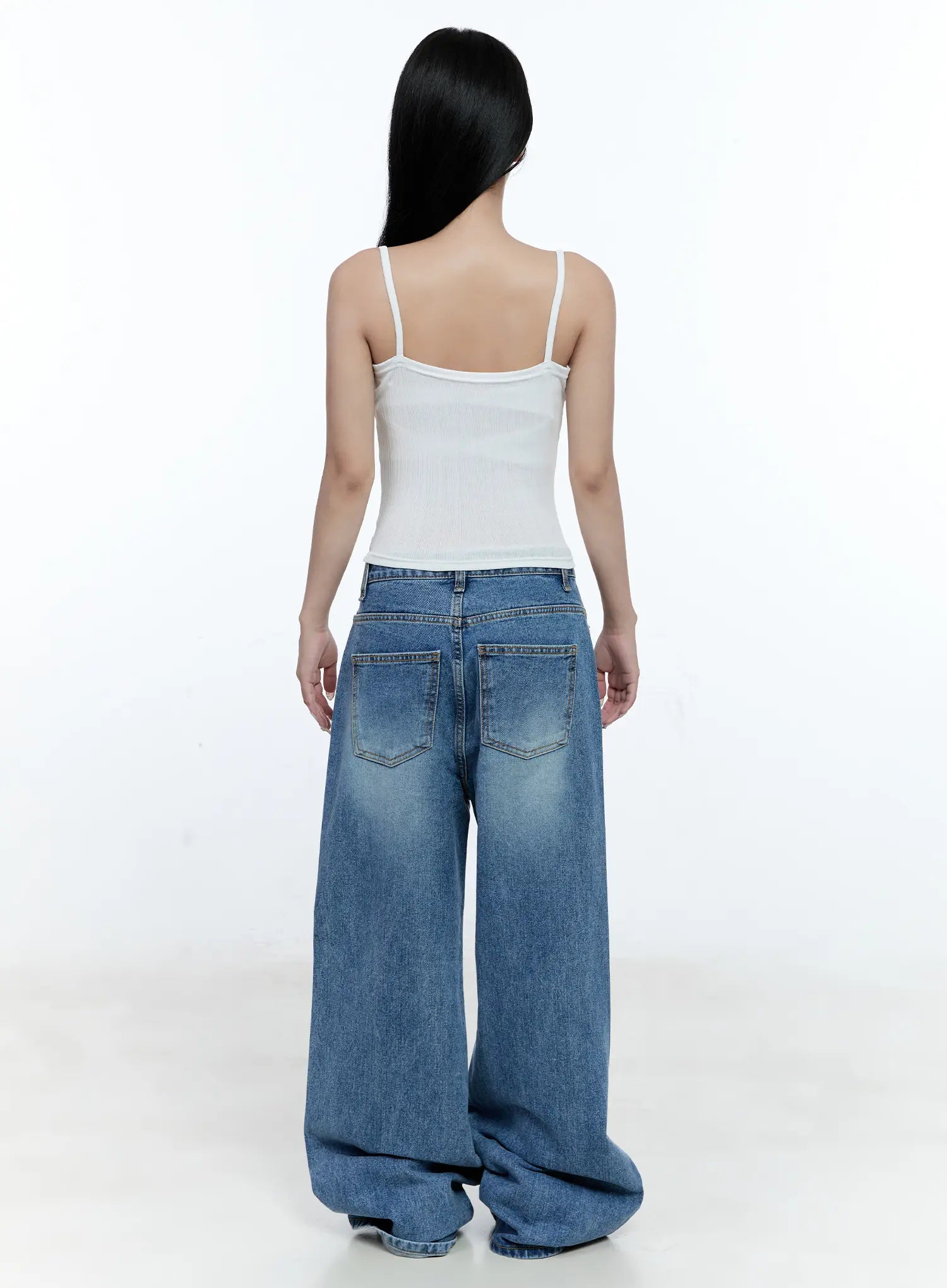 Ribbed Front-Tie Tank CG507