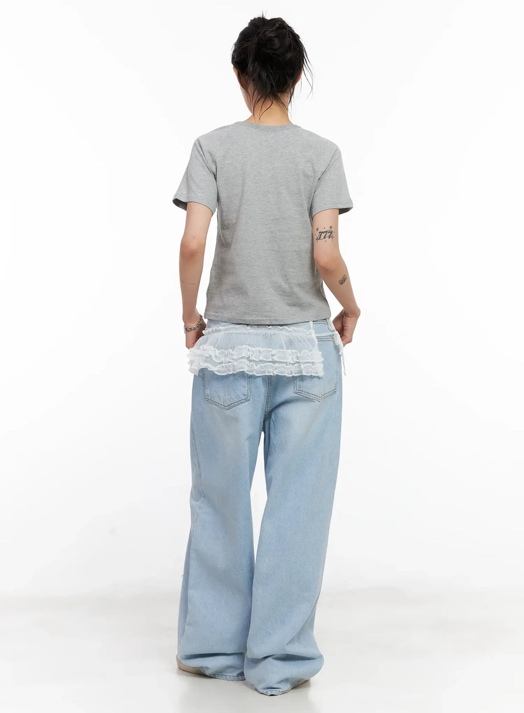 Pause Graphic Cropped Tee CL528