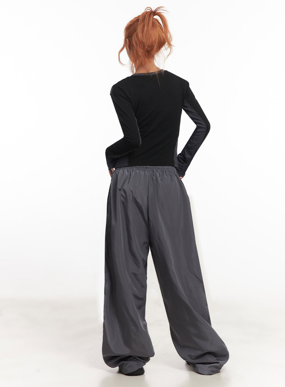 Pintuck Wide-Leg Windbreaker Trackpants IA517