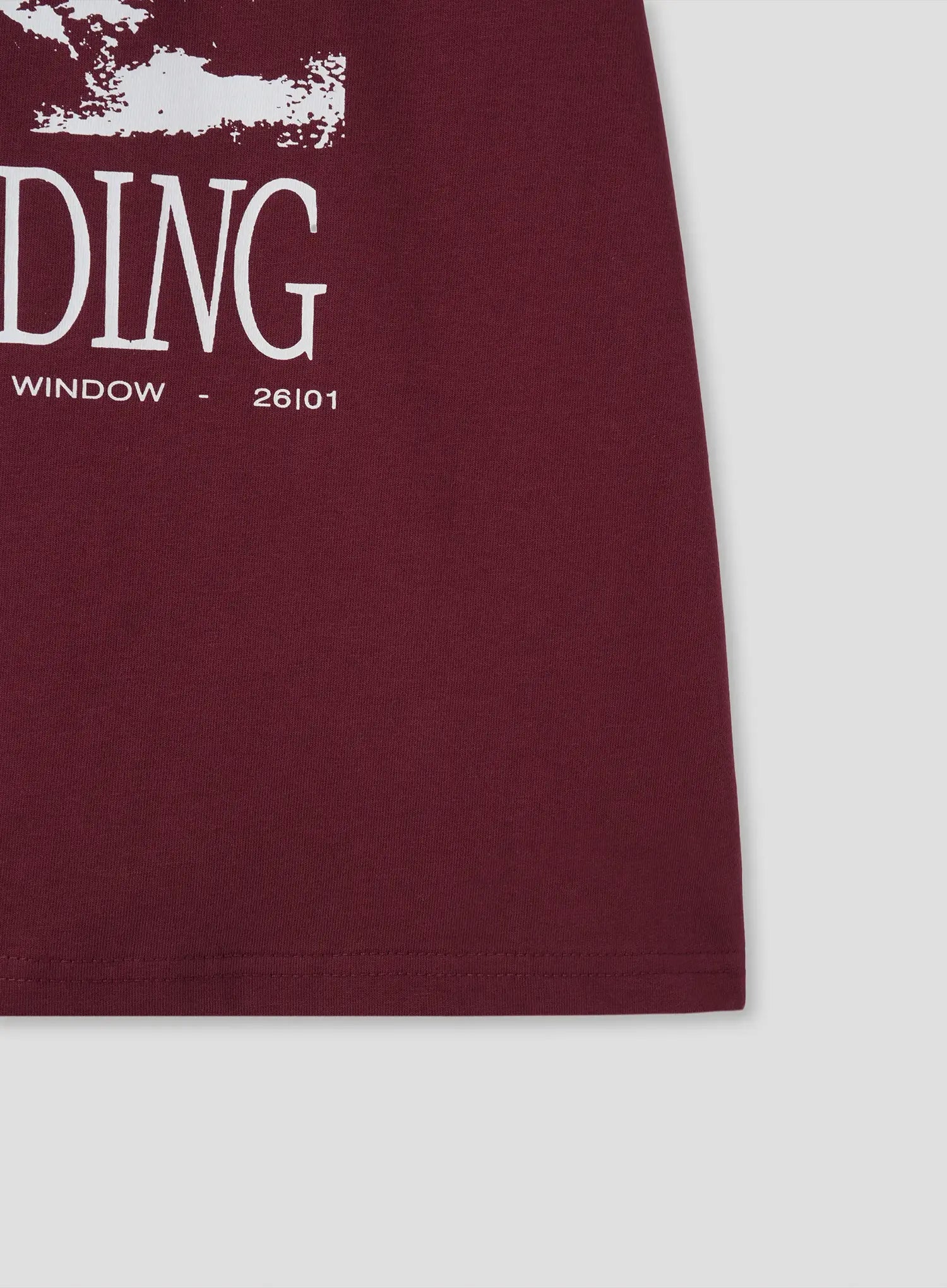 Bold Graphic Statement T-Shirt IL516