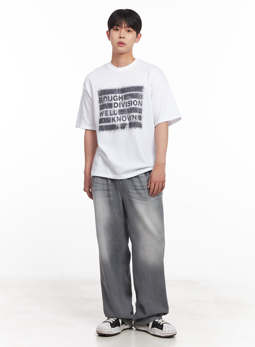 Men's Loose-Fit Graphic T-Shirt IY520