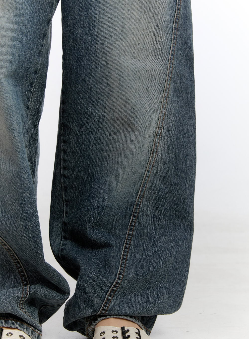 Lucia Stitched Denim Baggy Jeans CO418