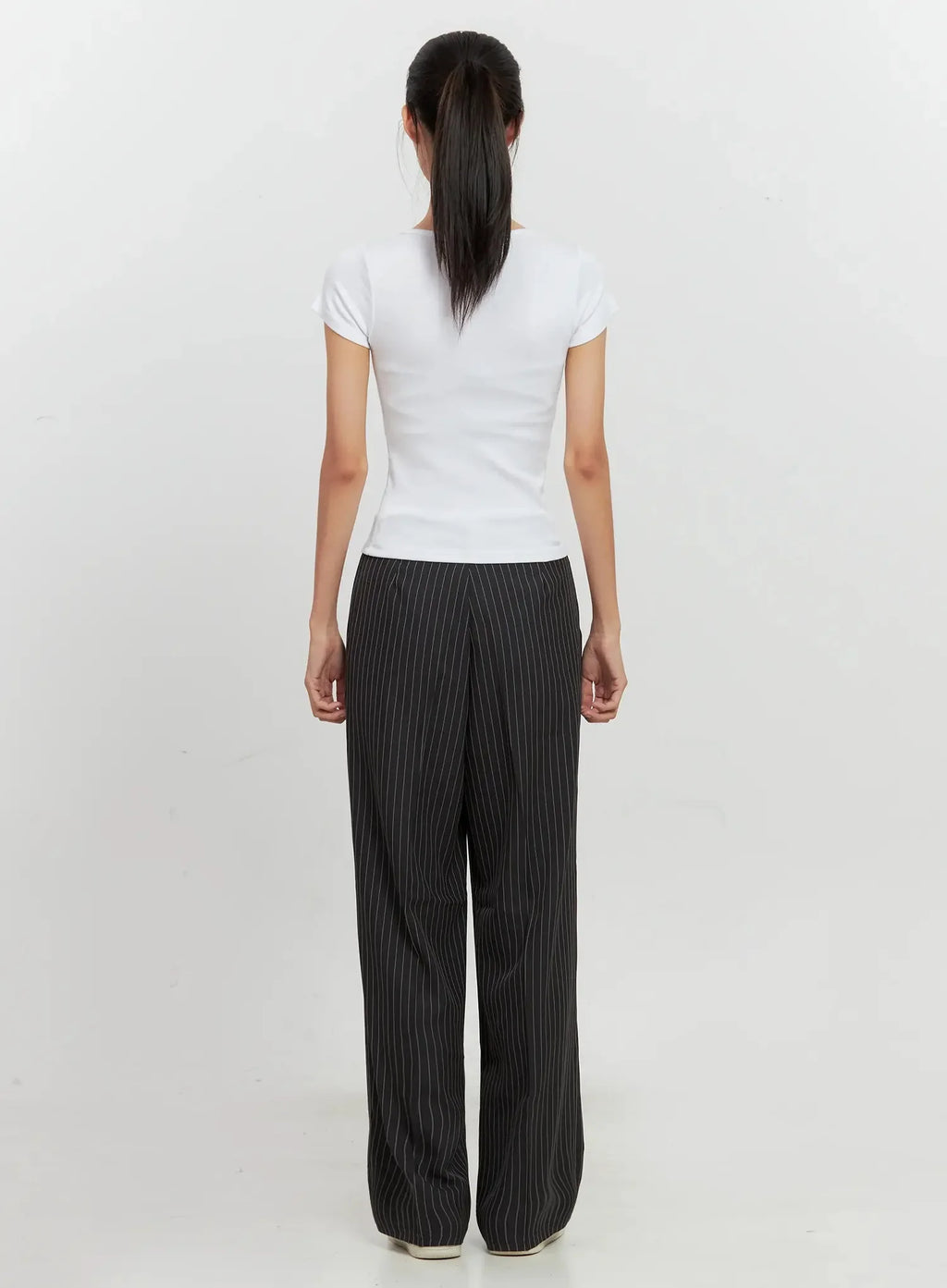 Round Neck Short-Sleeve Top IL528