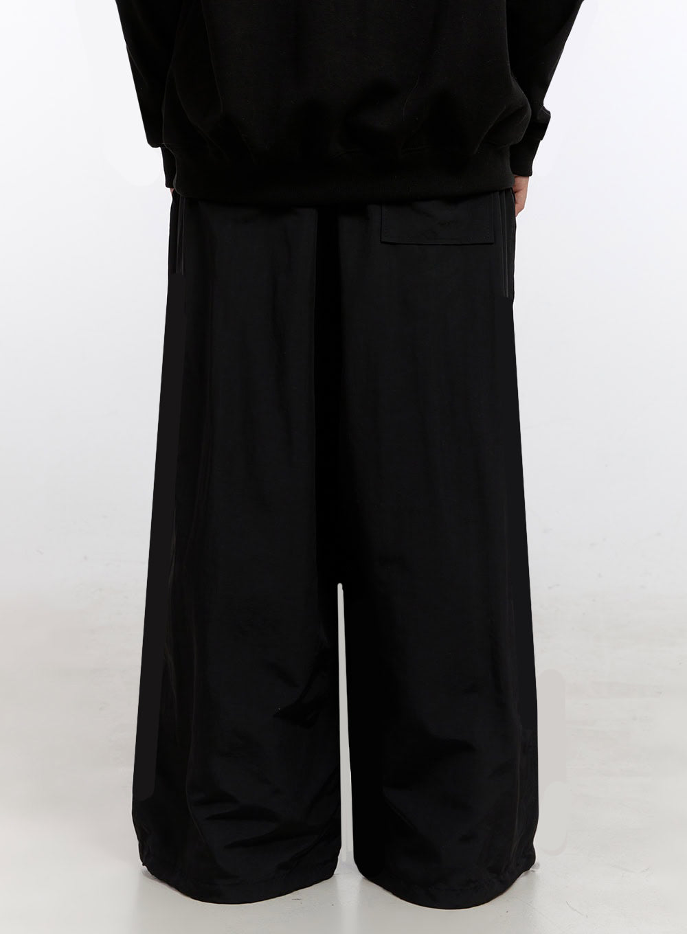 Men's Wide-Leg Windbreaker Pants IM525