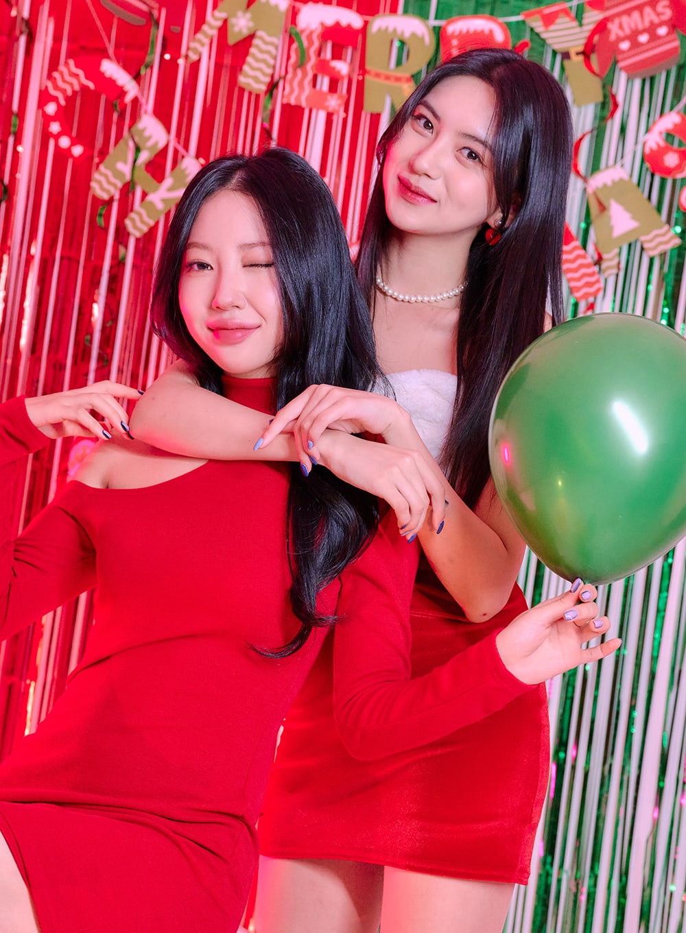 Pearl Red Heart Earrings BD09