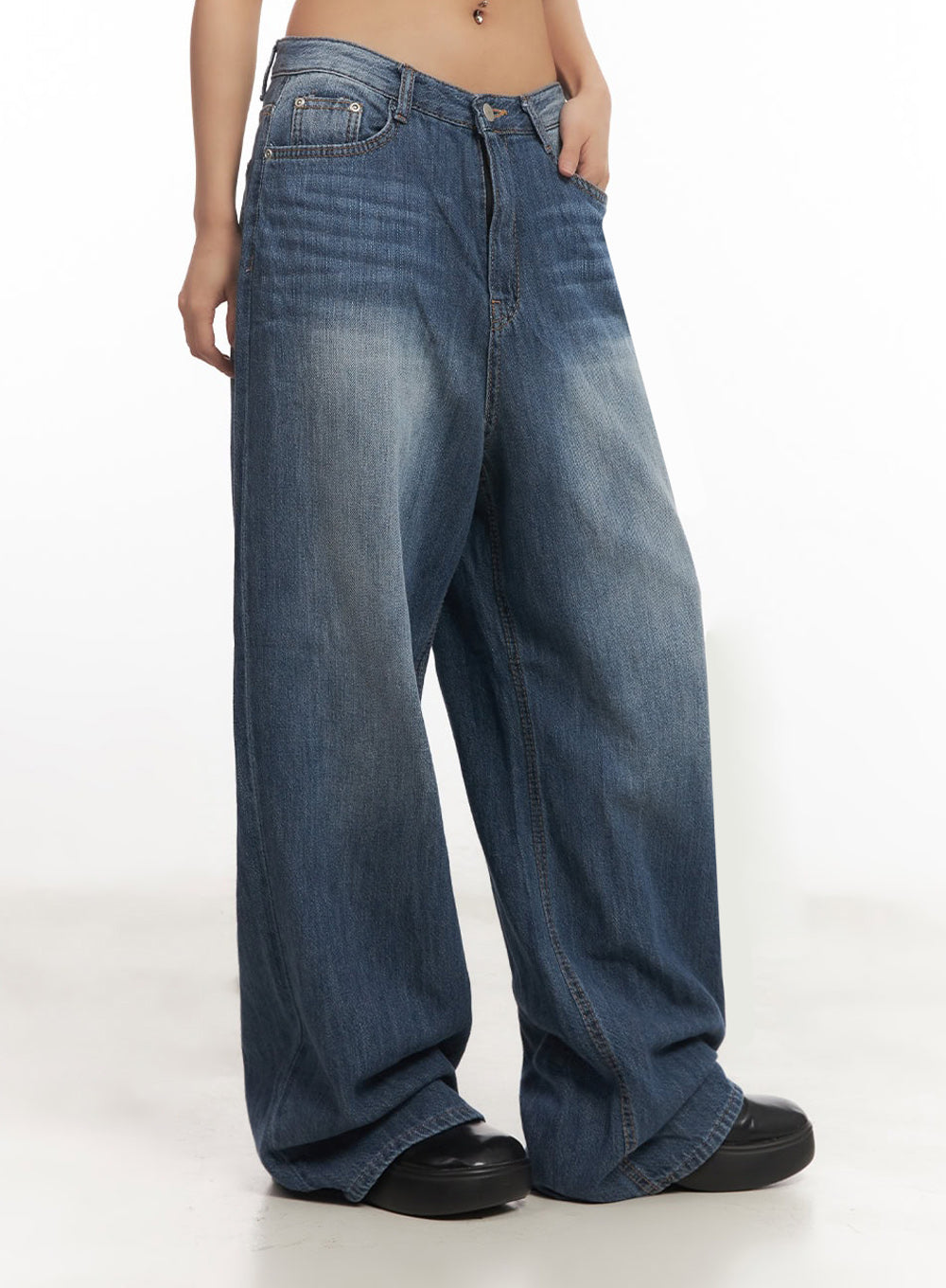 Sable Baggy Bootcut Jeans IA517