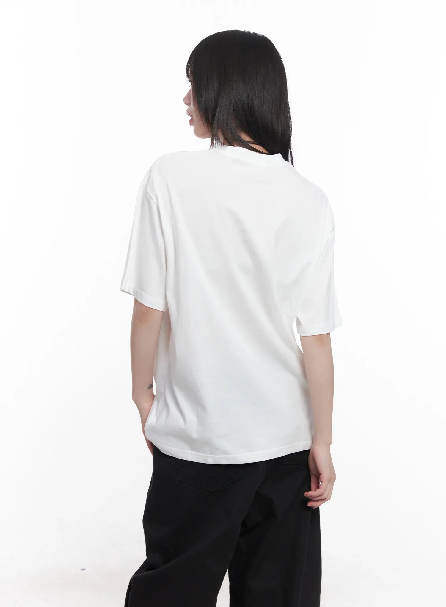 Graphic Relaxed-Fit Tee CU519