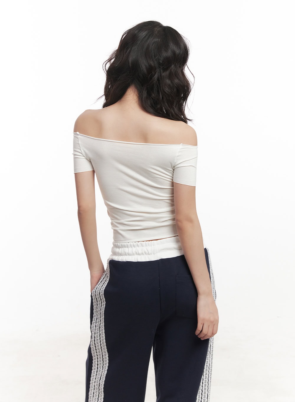 Essential Off-Shoulder Crop Top CA521