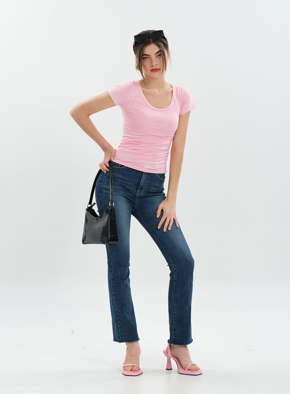 U-neck Short-Sleeve Top CA21