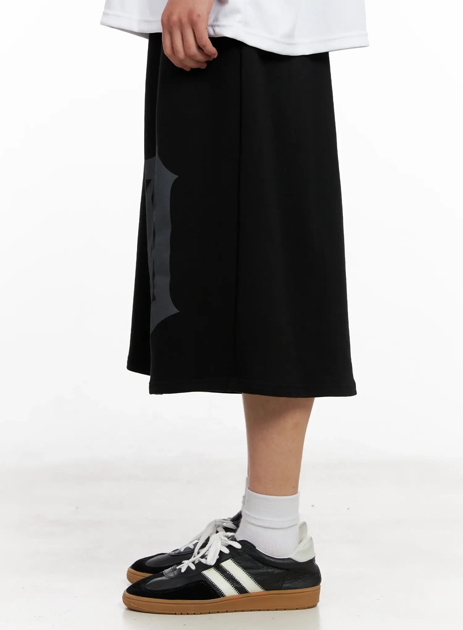 Men's Graphic Sweatshorts IL521