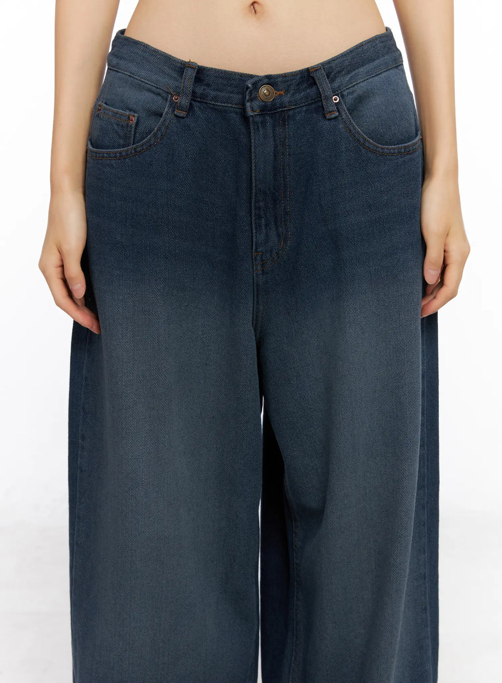 Paloma Classic Low-Rise Baggy Jeans CS511