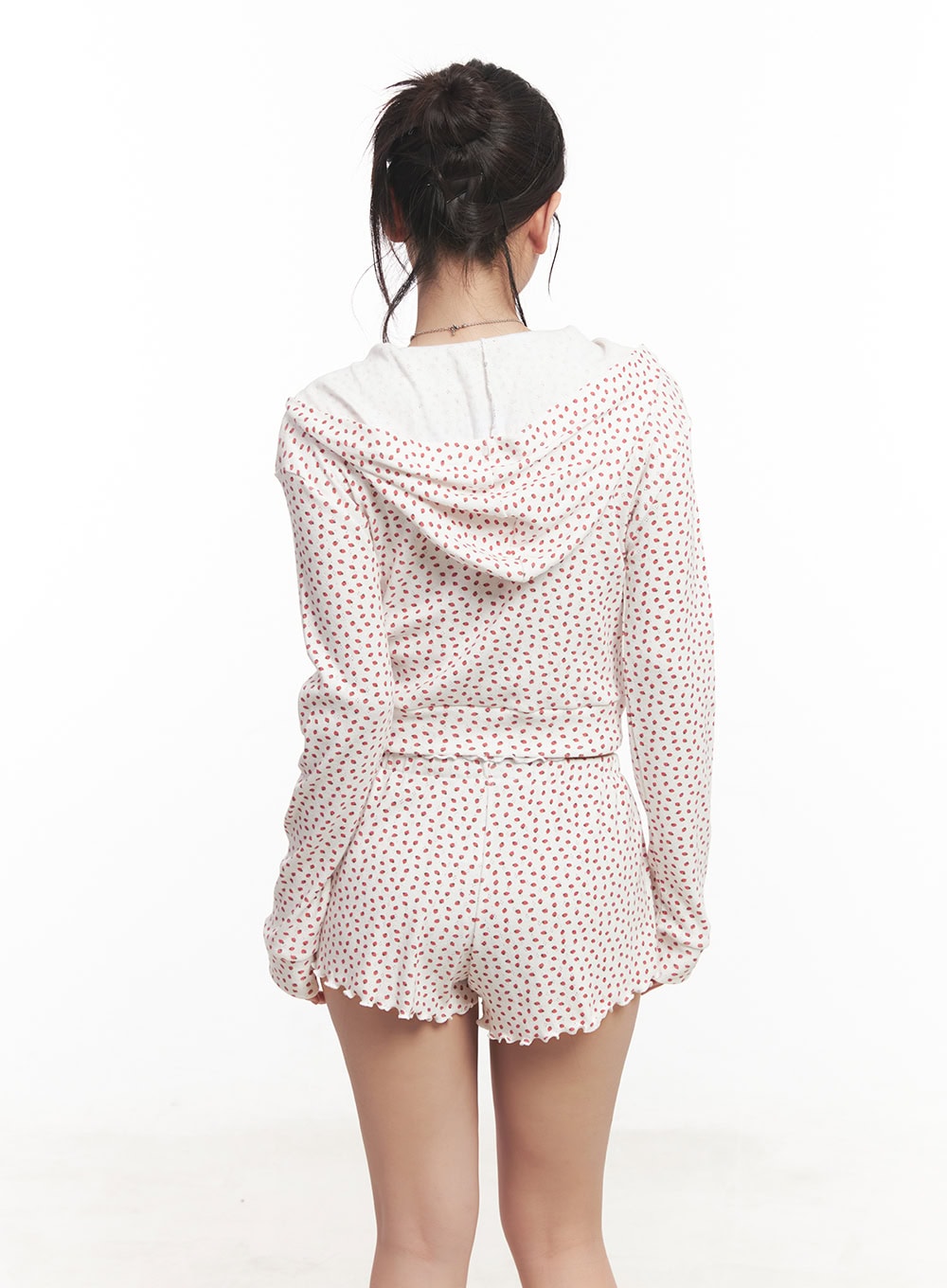 Slim-Fit Hooded Graphic Zip-Up CA525