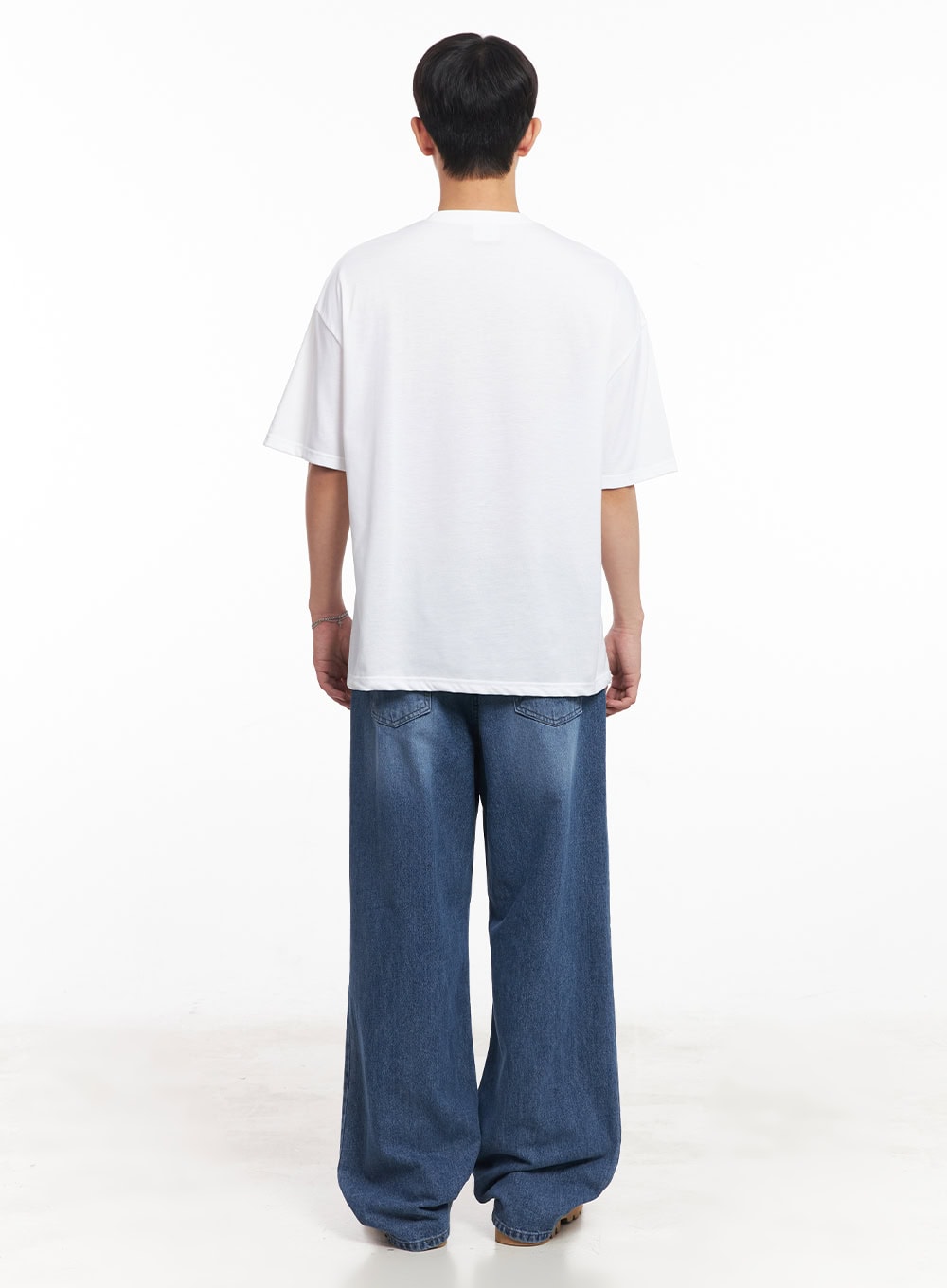 Men's Backstreet Graphic T-Shirt IA529