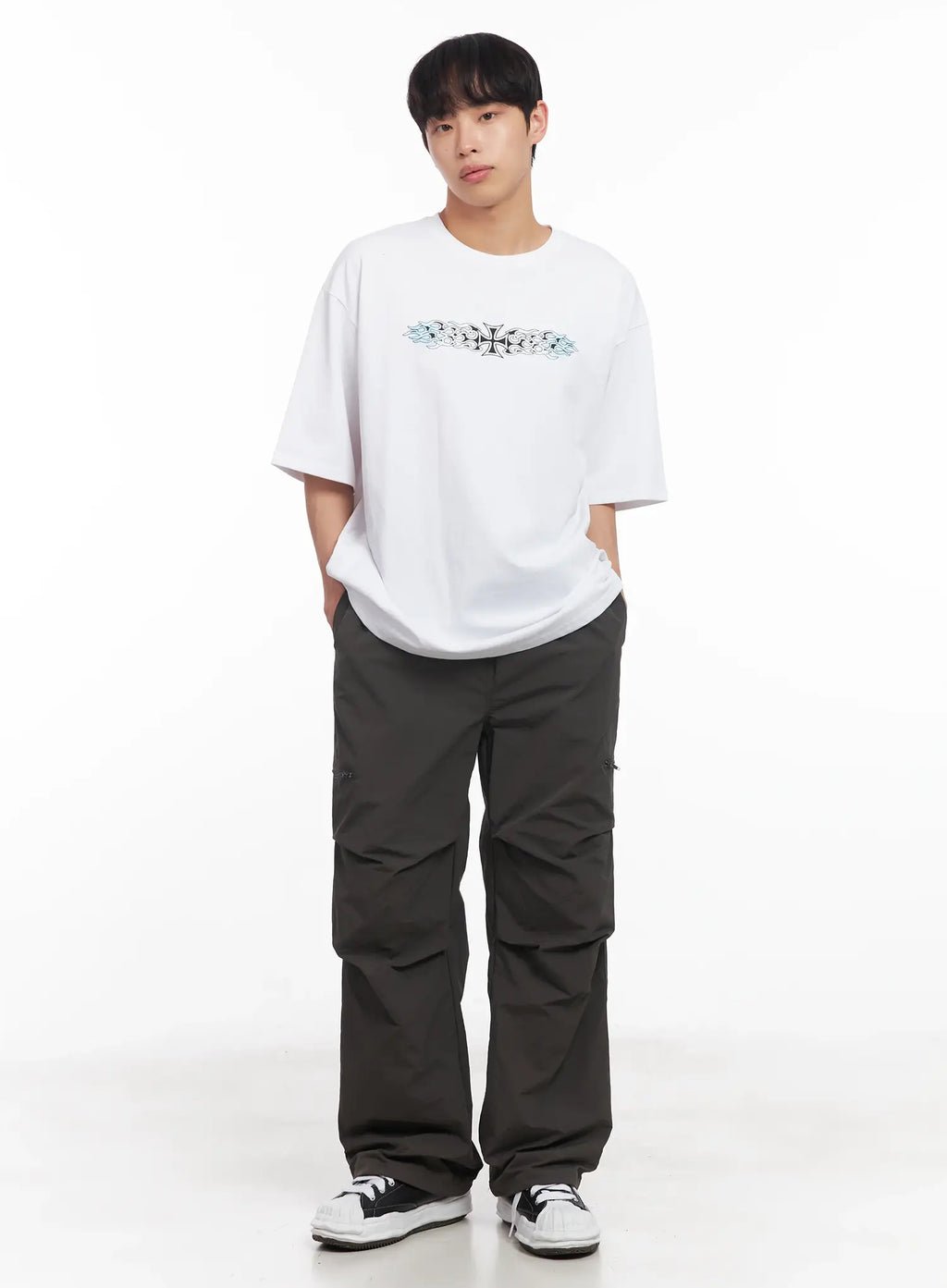 Men's Round Neck Graphic Tee IU518