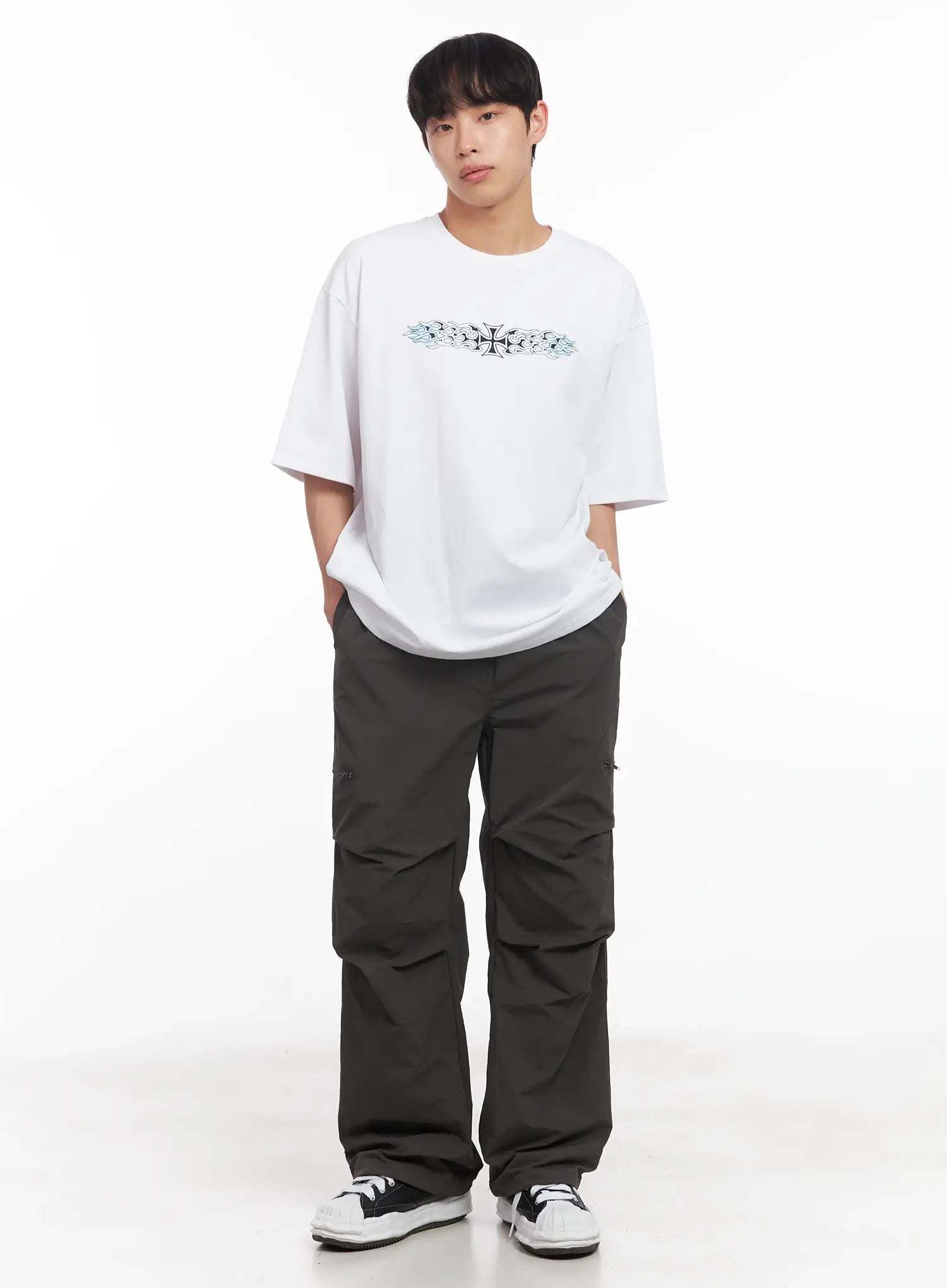 Men's Round Neck Graphic Tee IU518