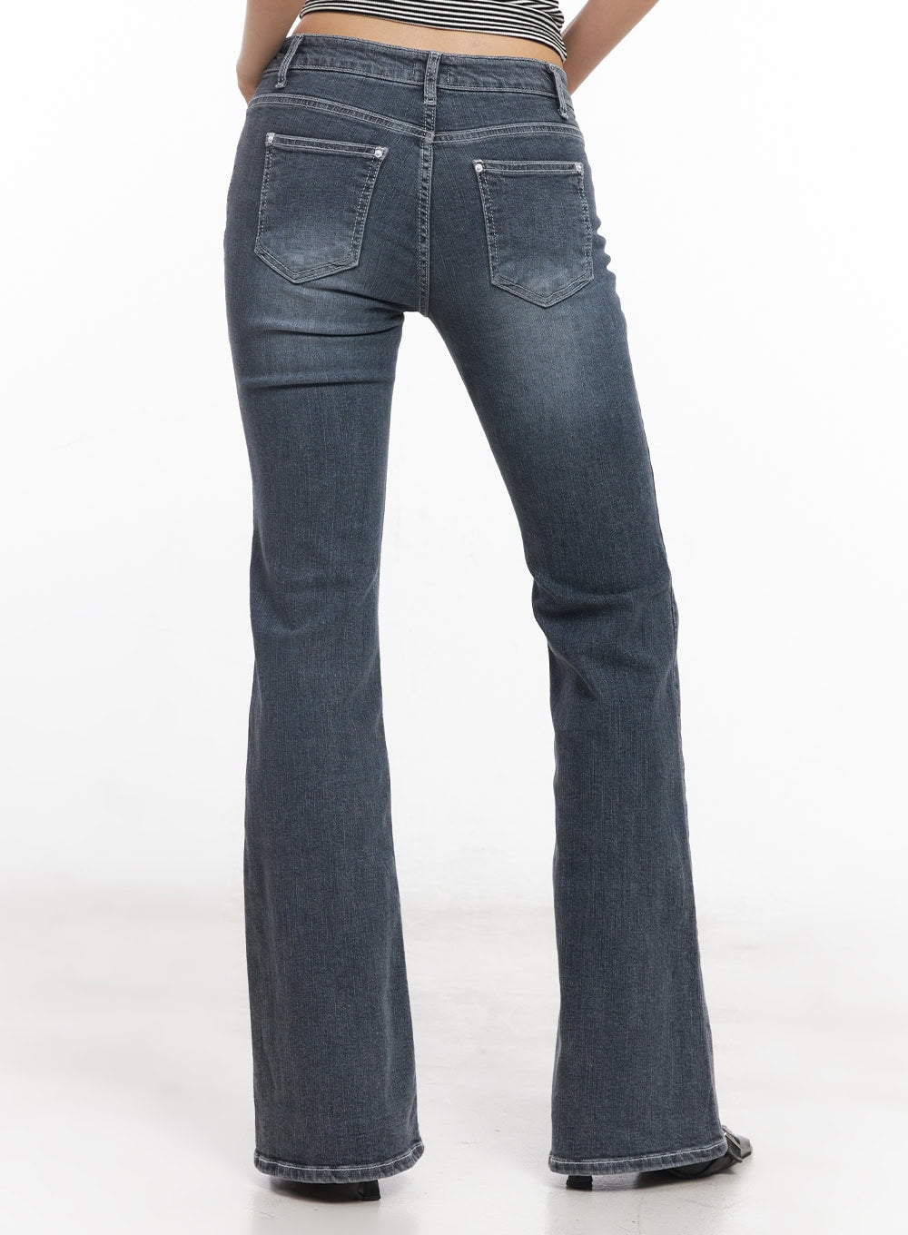 Nadeline Slim Bootcut Jeans CY528
