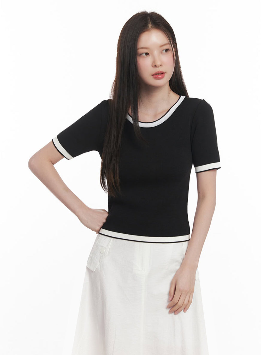 Classy Contrast Top IY513