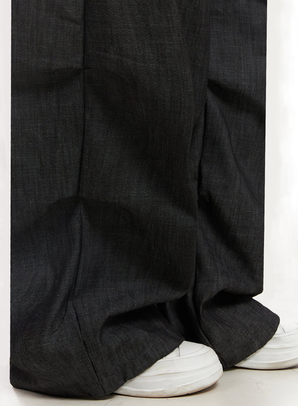 Pintuck Denim Sweatpants IY529