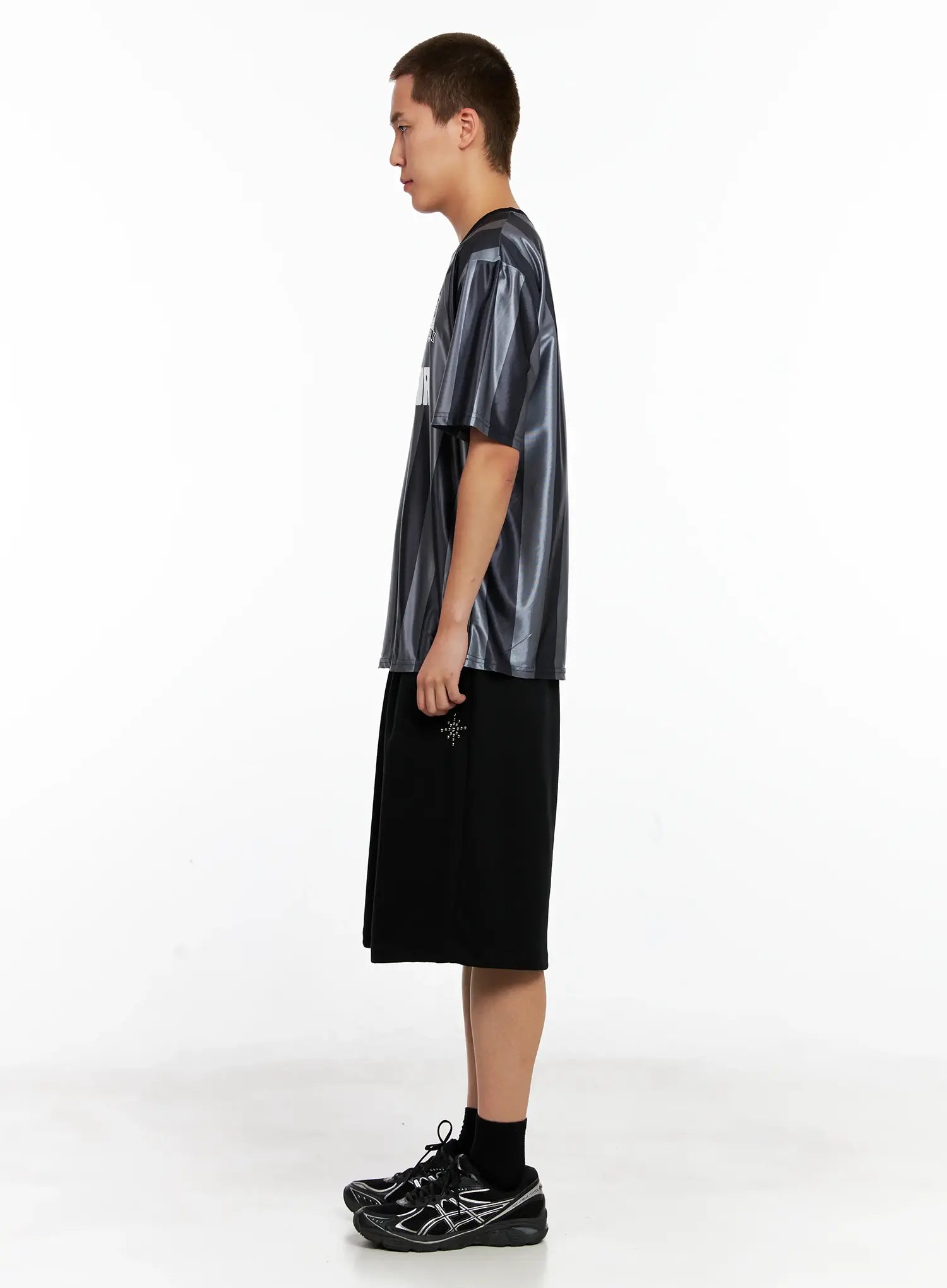 Men's Studded Bermuda Shorts IG511