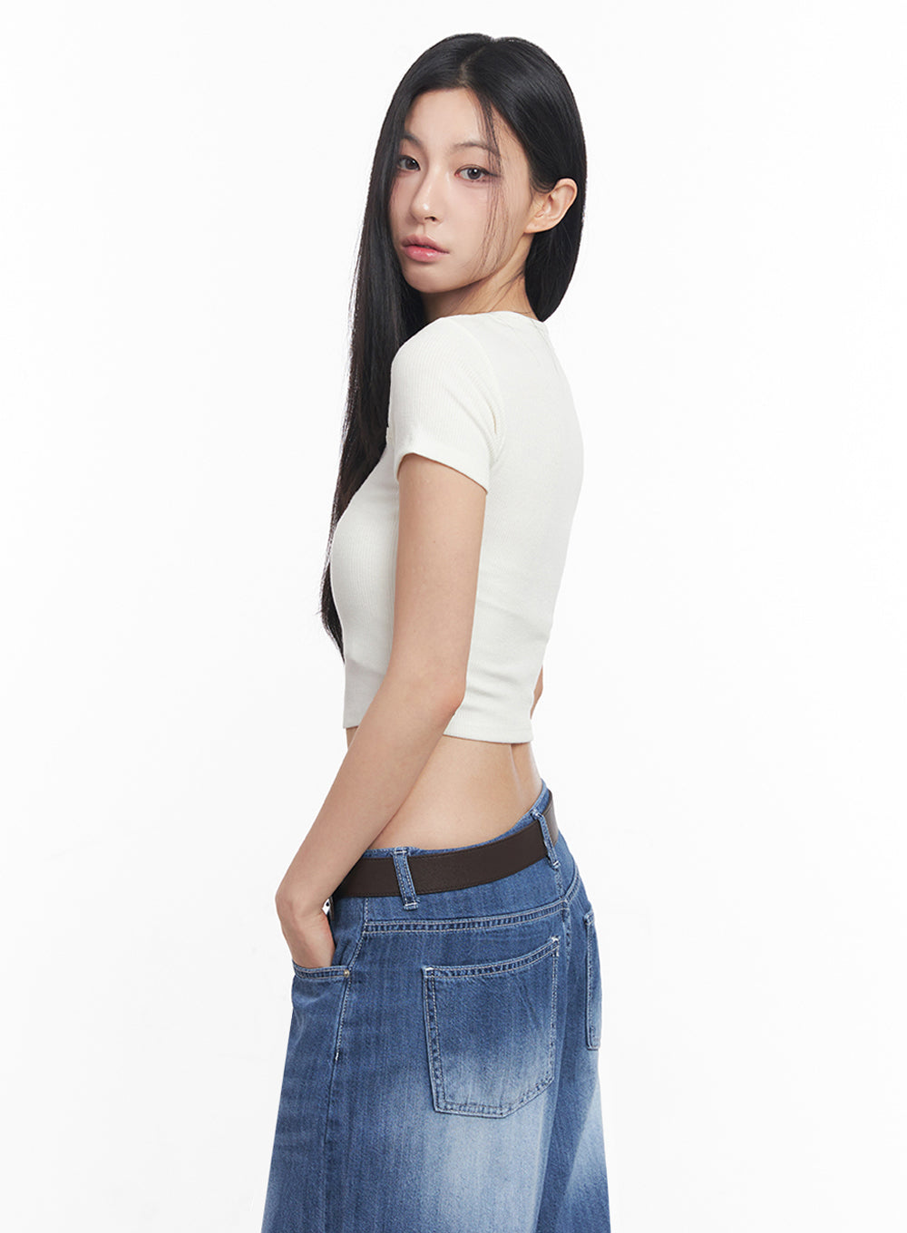 Heart-Neck Crop Top IY516