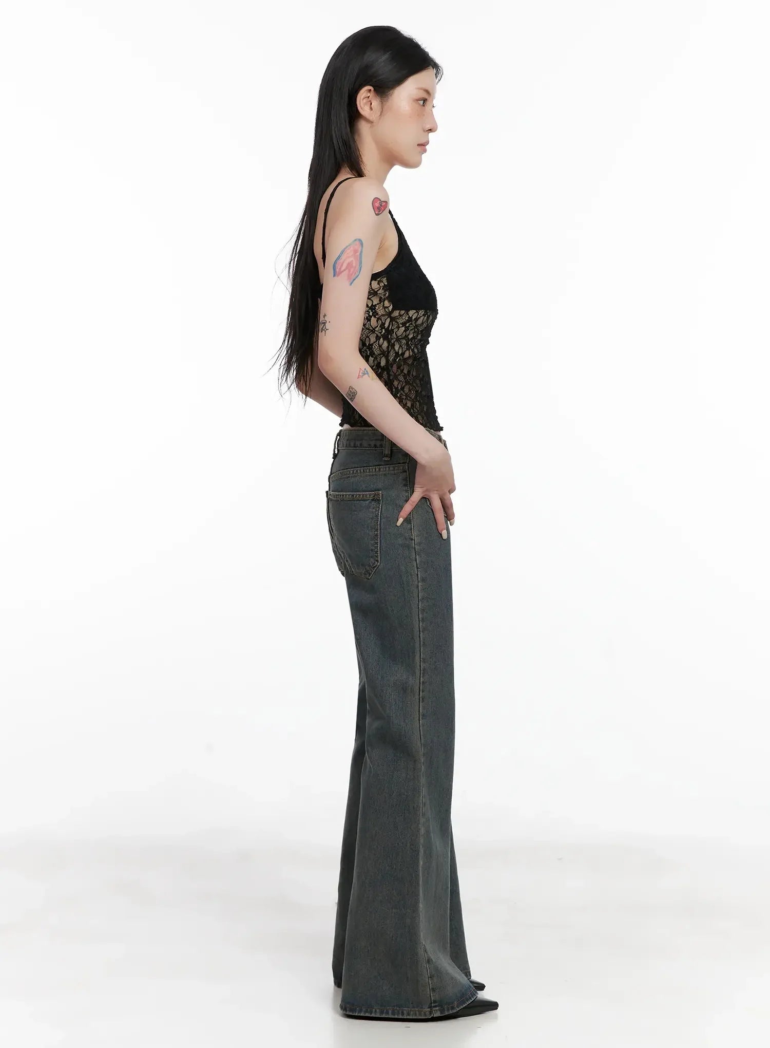 Lace Detail Cami Top IS508