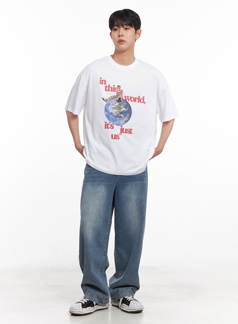 Men's Graphic Planet T-Shirt IY520