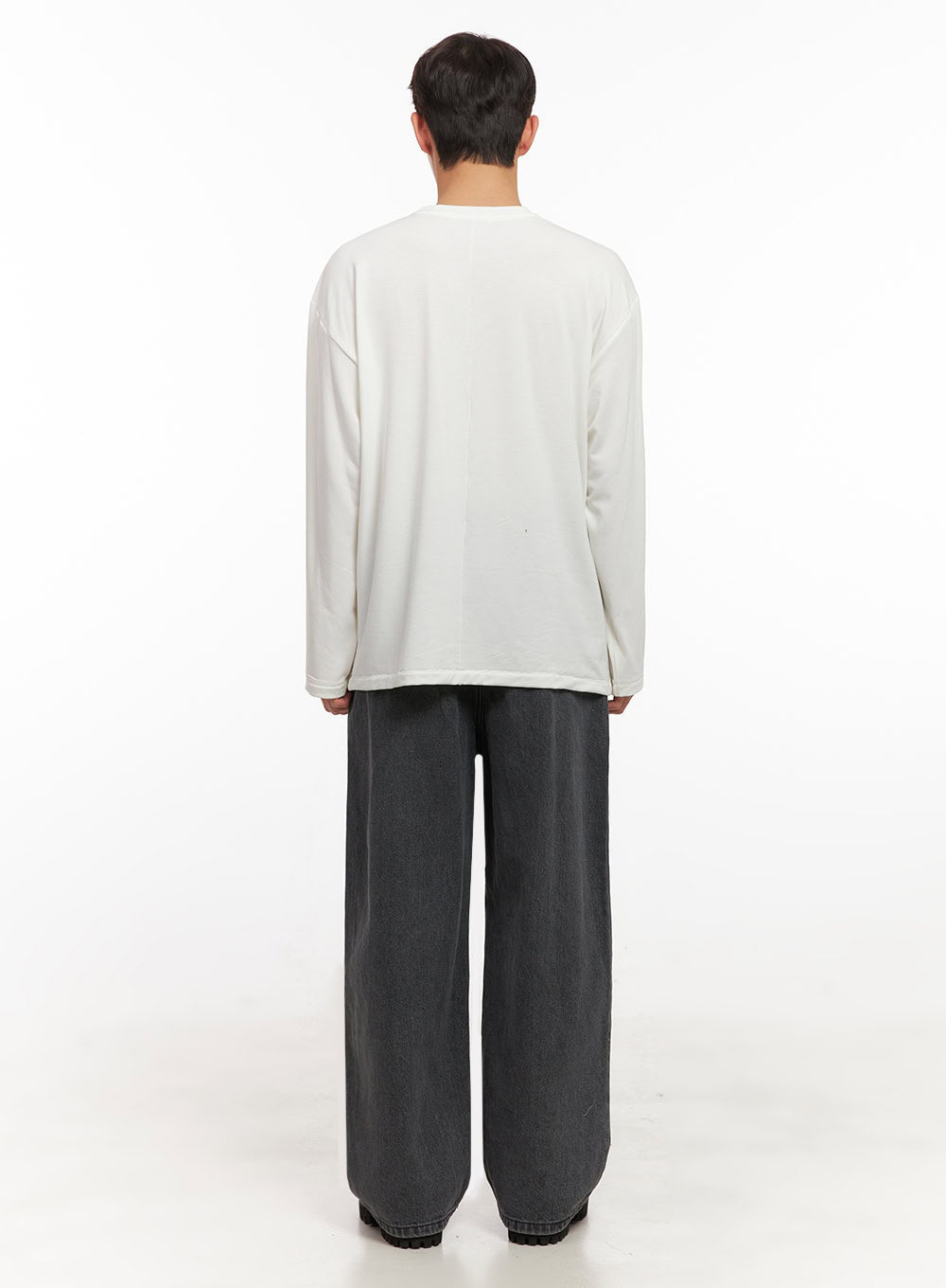 Men's Solid Wide-Fit Jeans ID427